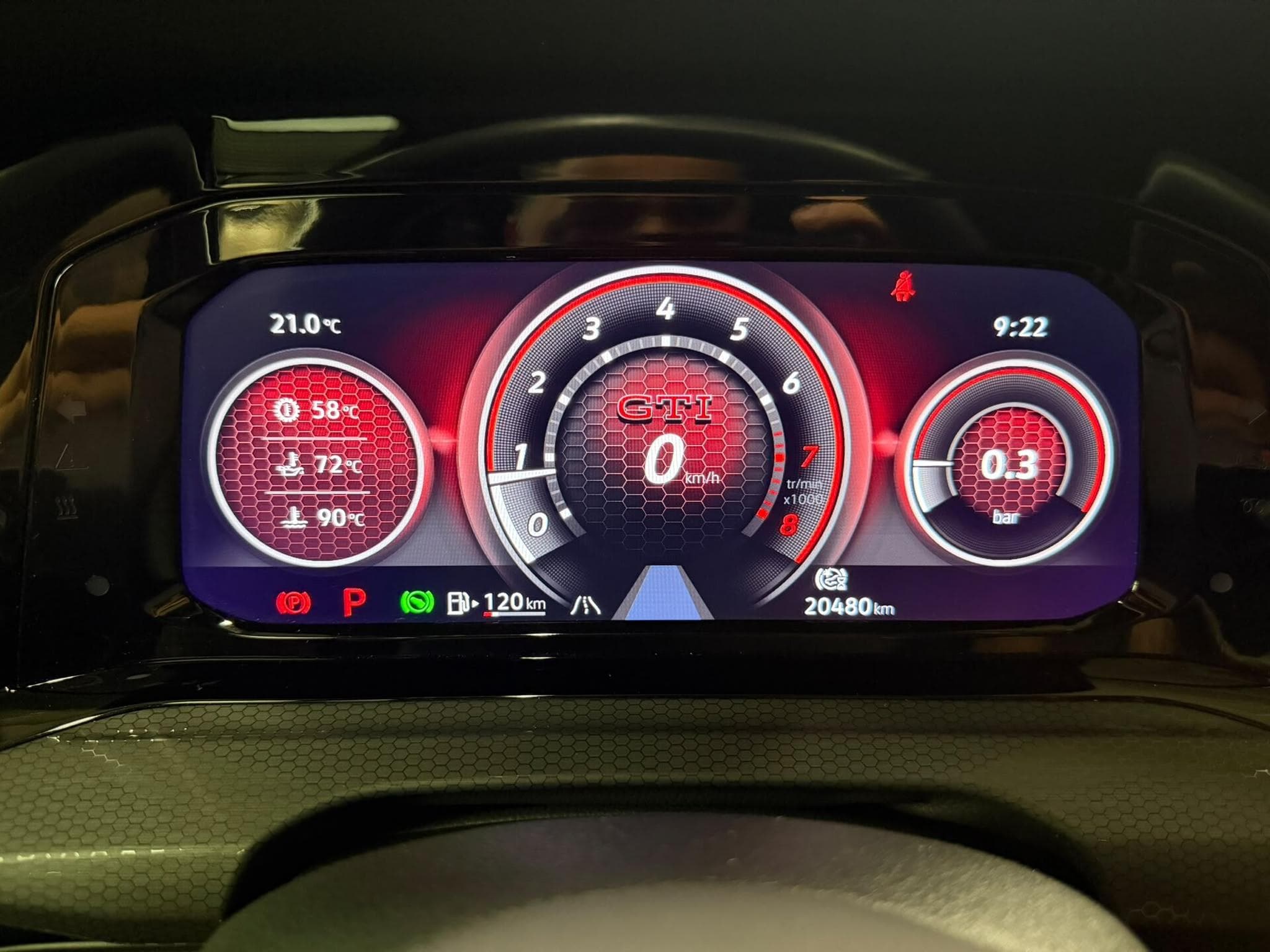 VW Golf GTI Clubsport 2.0 TSI 300cv (2024) - Photo 9
