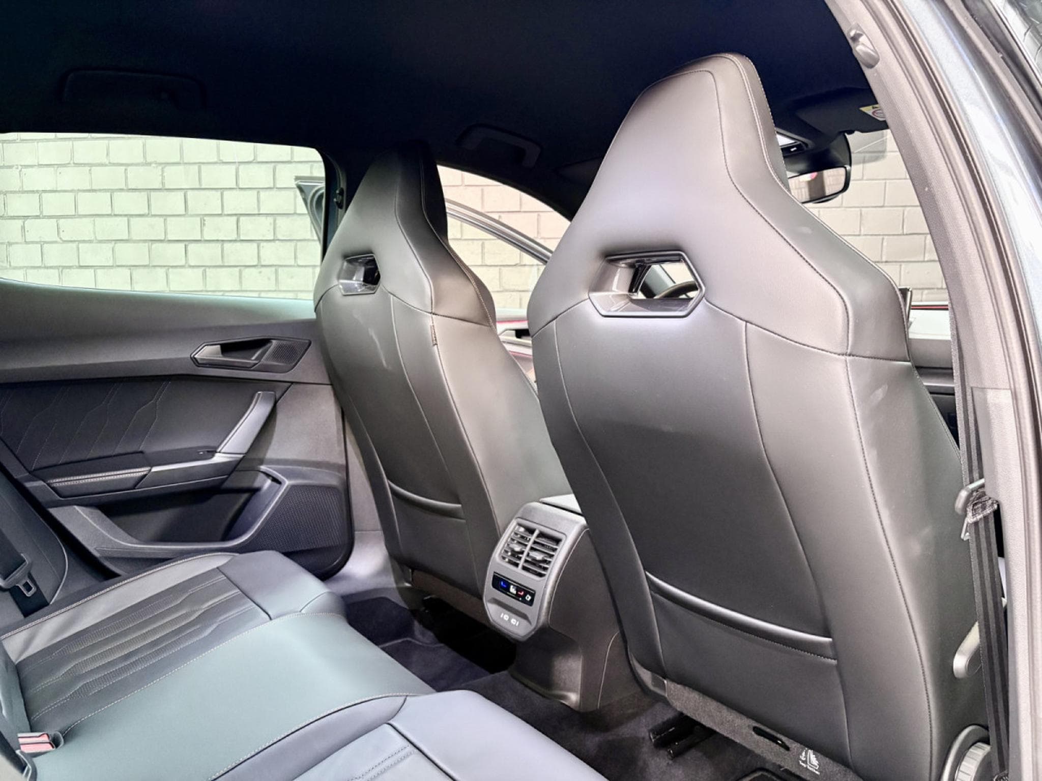 Cupra Formentor VZ 245CV PHEV eHybrid DSG6 * VSS * CUIR** 360° * PANO* ATTEL (2023) - Photo 19