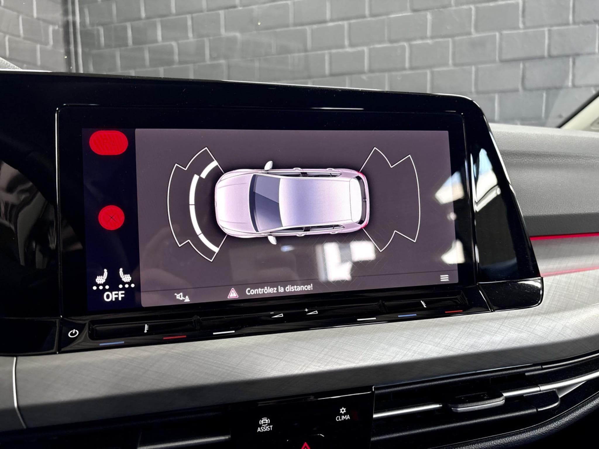 VW Golf Life 2.0 TDI DSG7 115 CV *4 SAISONS* ACC * CARPLAY* (2023) - Photo 15
