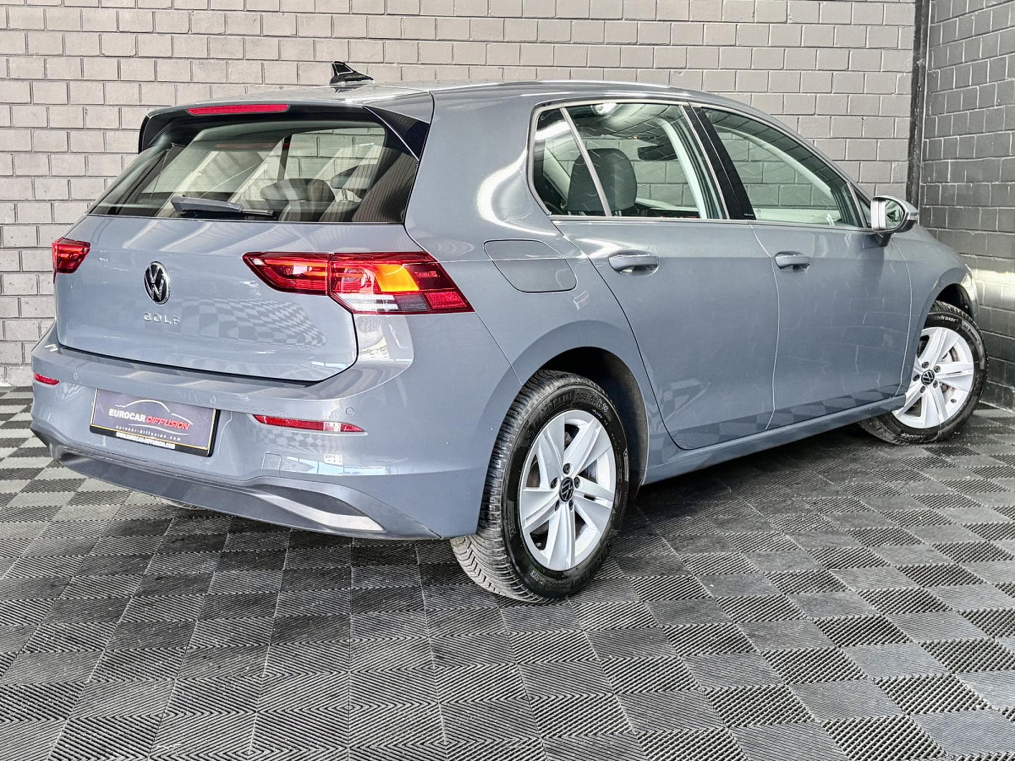 VW Golf Life 2.0 TDI DSG7 115 CV *4 SAISONS* ACC * CARPLAY* (2023) - Photo 6