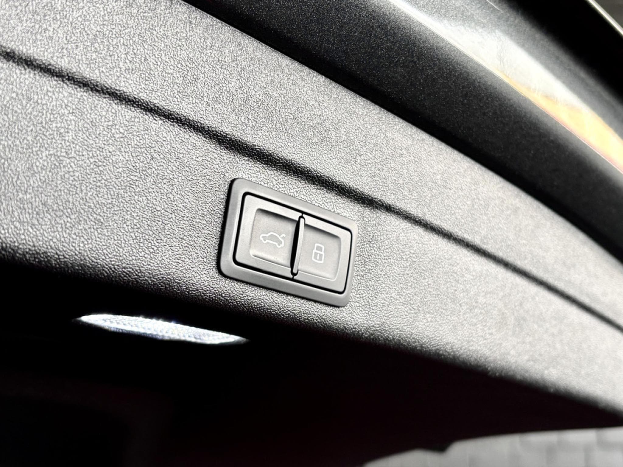 Audi A5 2.0 TFSI 204 CV AVANT TECH PLUS S TRONIC S-LINE PLUS *360°* (2025) - Photo 23
