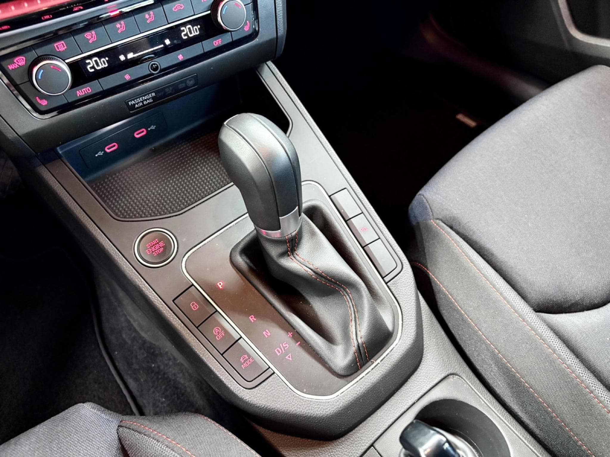 Seat Ibiza FR 115 CV  * Caméra * *Sièges Chauffants * (2025) - Photo 14