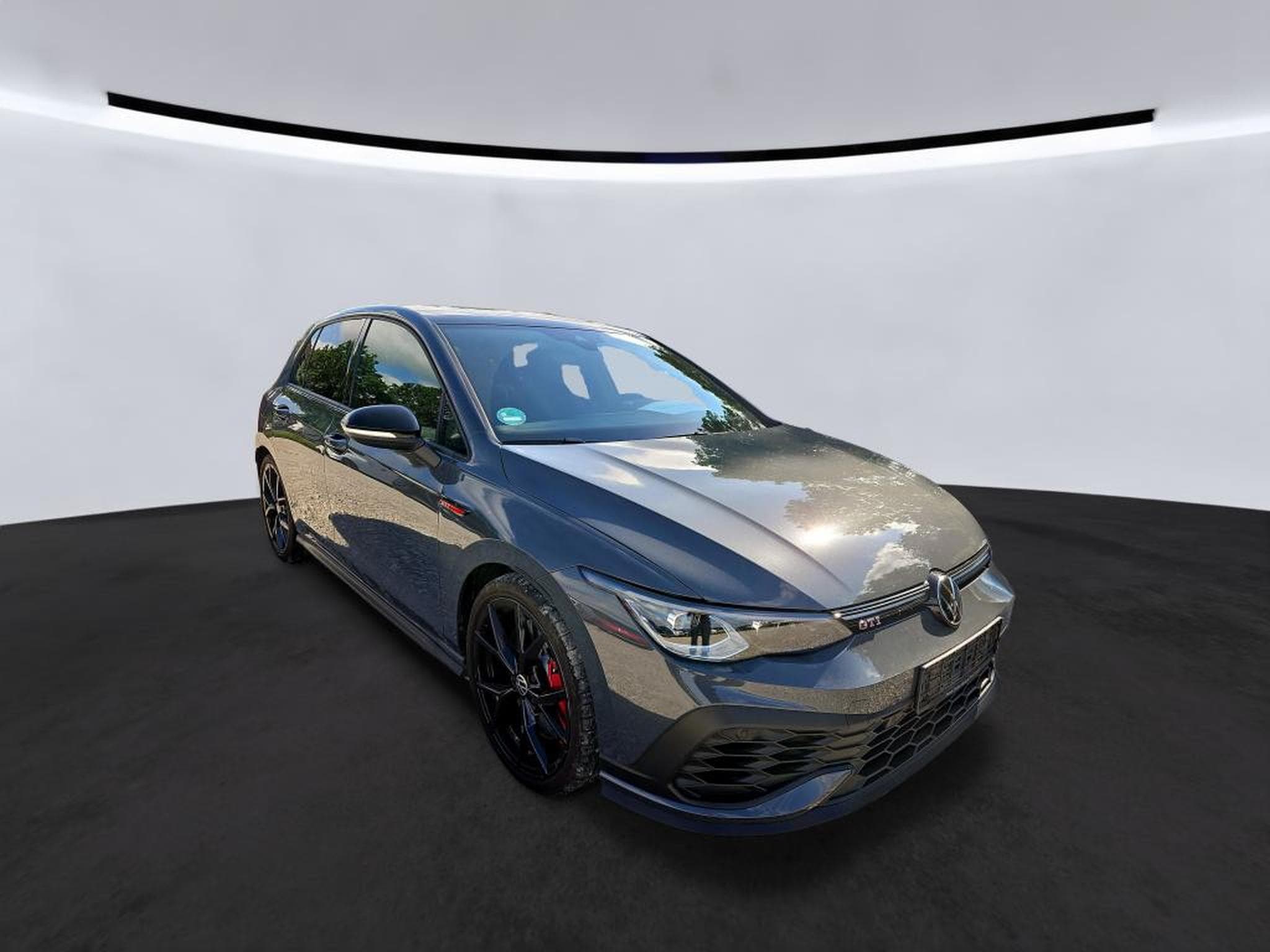 VW Golf GTI Clubsport 2.0 TSI 300 CV DSG7 *MATRIX* BLACK STYLE * ACC (2024) - Photo 3