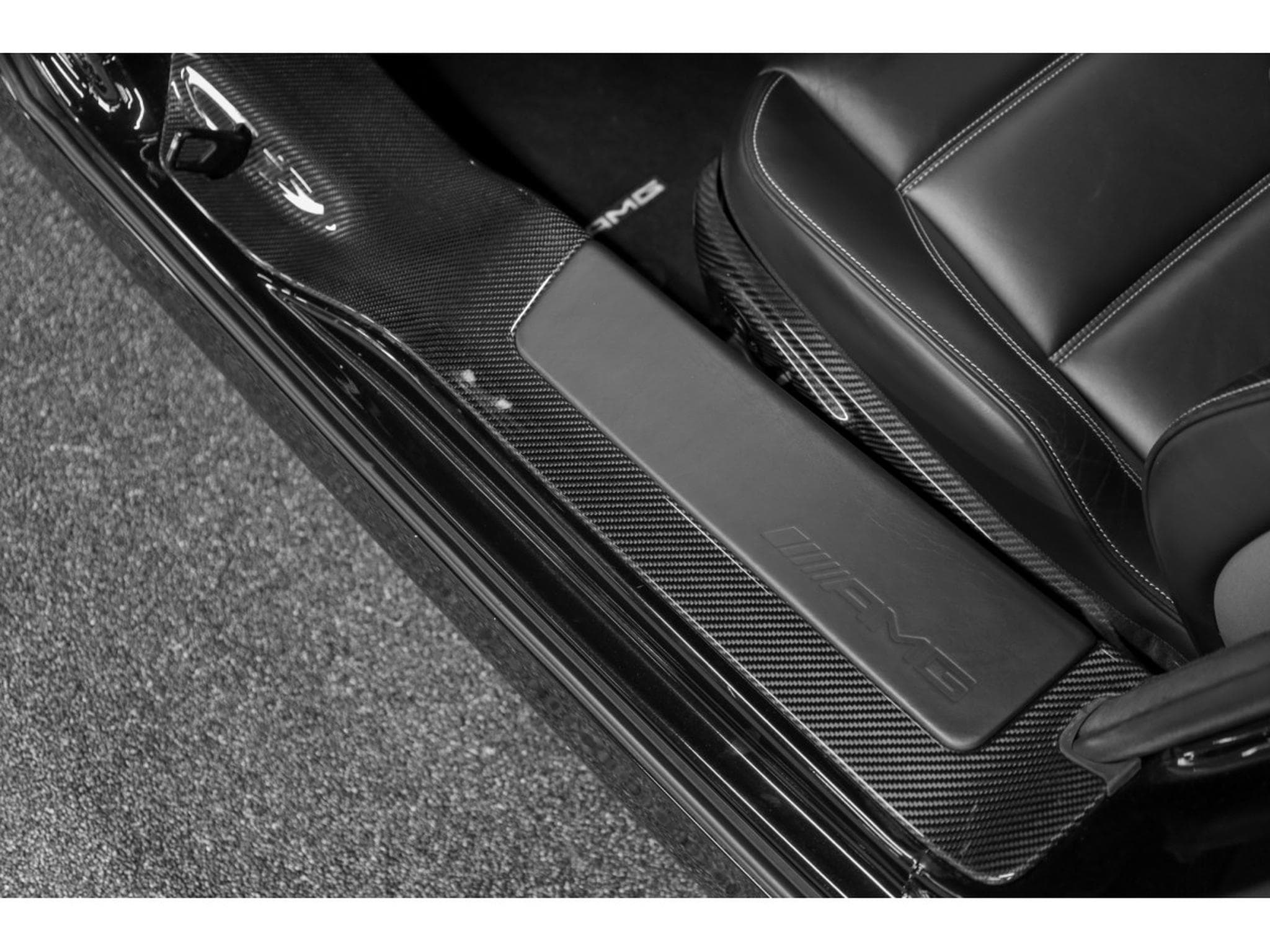 Mercedes SLS AMG AMG Coupé 6.3 V8 - Céramiques (2010) - Photo 20