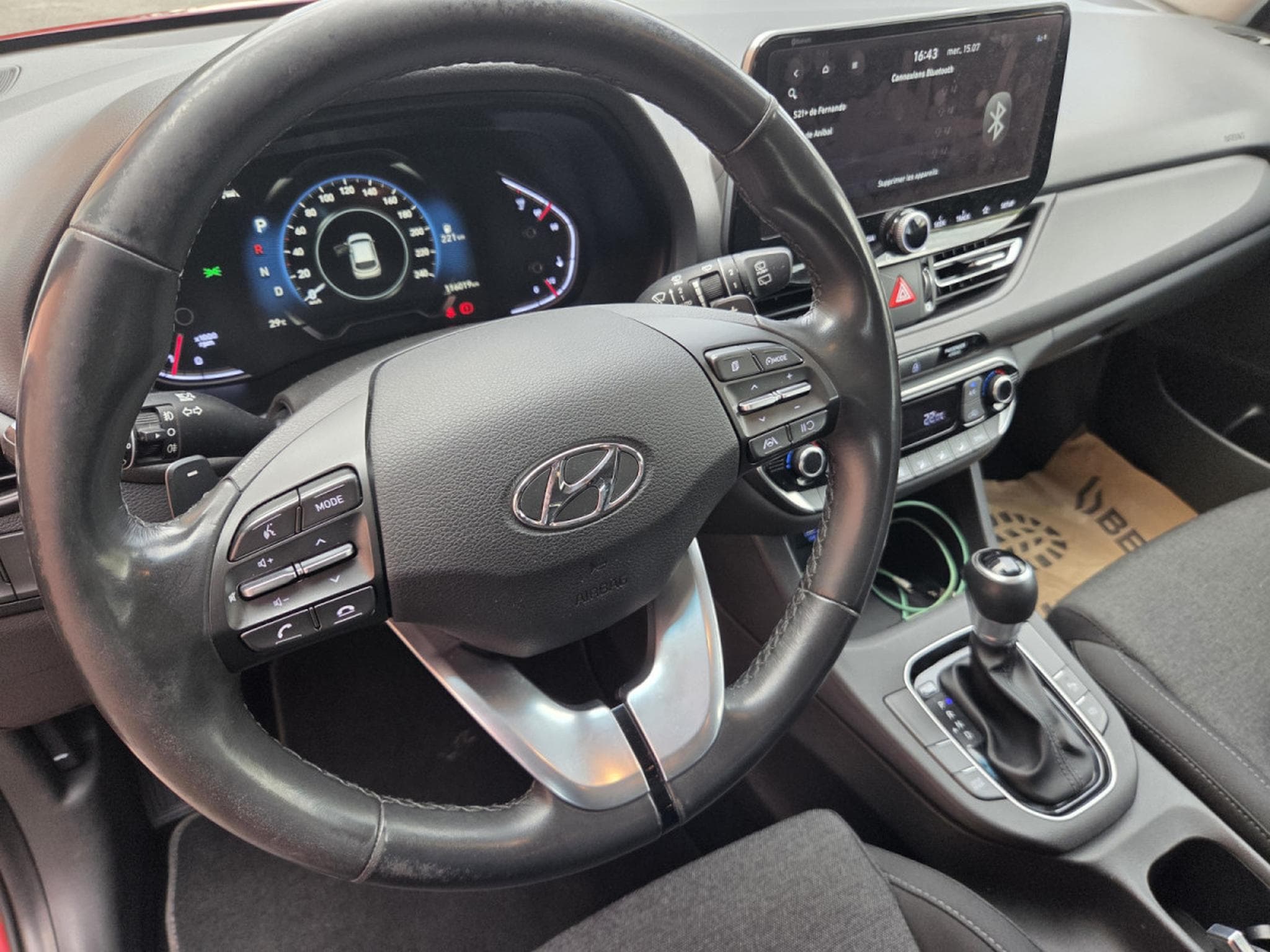 Hyundai i30 SW 1.6 CRDI 136 CV BVA Garantie 12 Mois (2021) - Photo 16