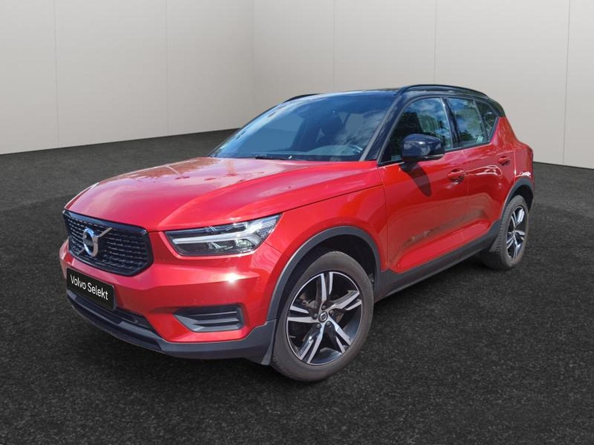 Volvo XC40 R-Design (2019) - Photo 1