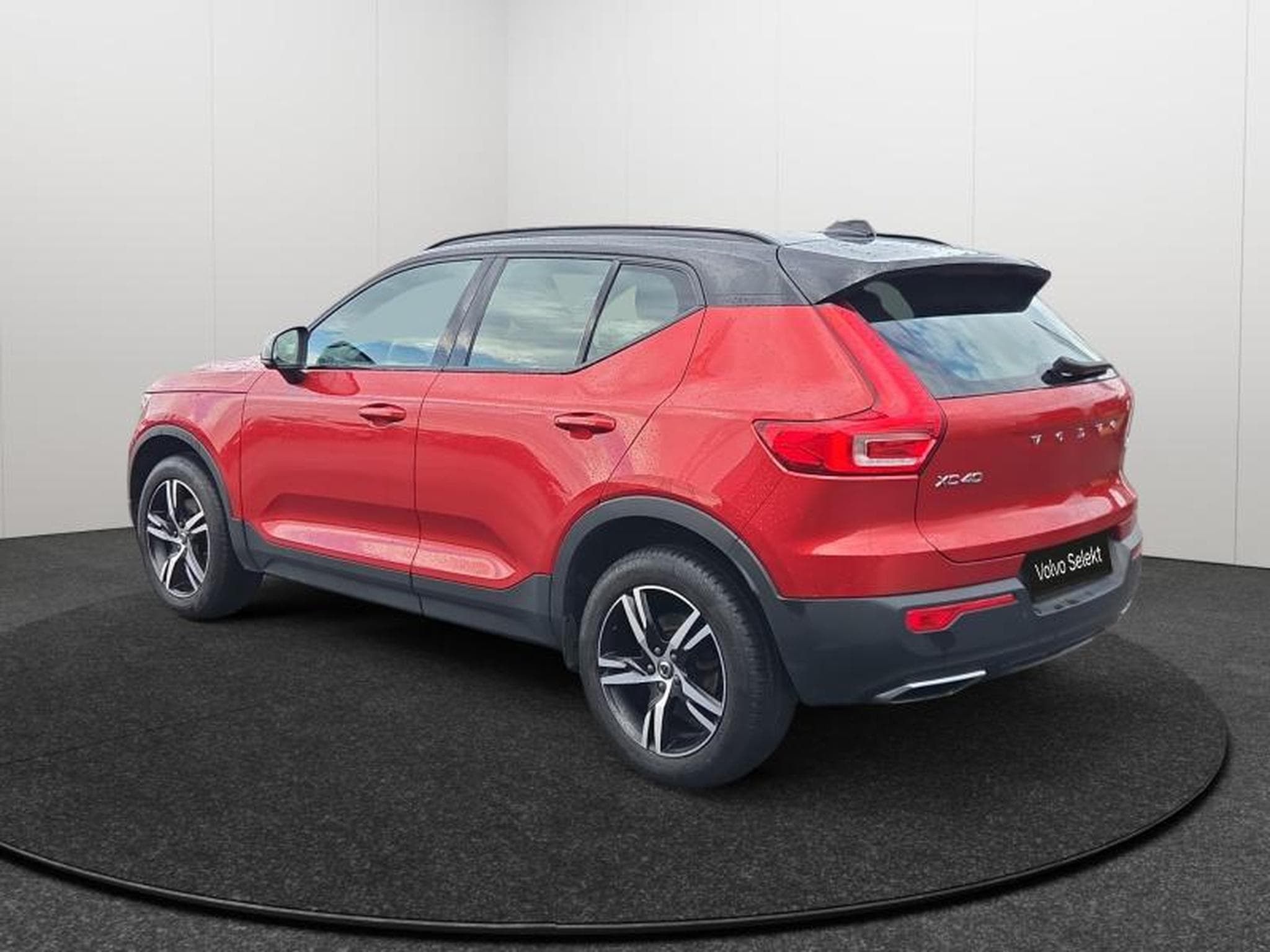 Volvo XC40 R-Design (2019) - Photo 27