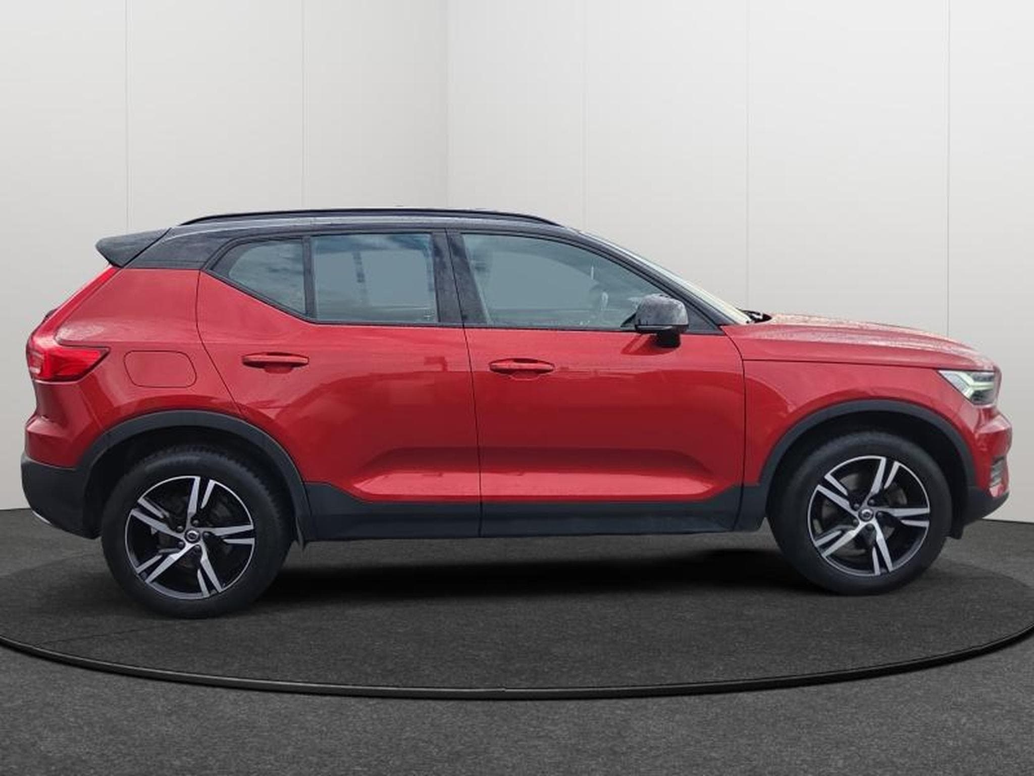 Volvo XC40 R-Design (2019) - Photo 30