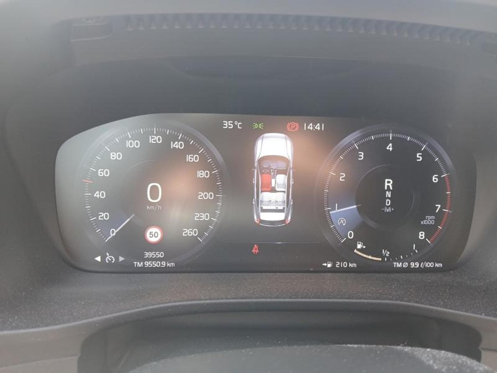 Volvo XC40 R-Design (2019) - Photo 7