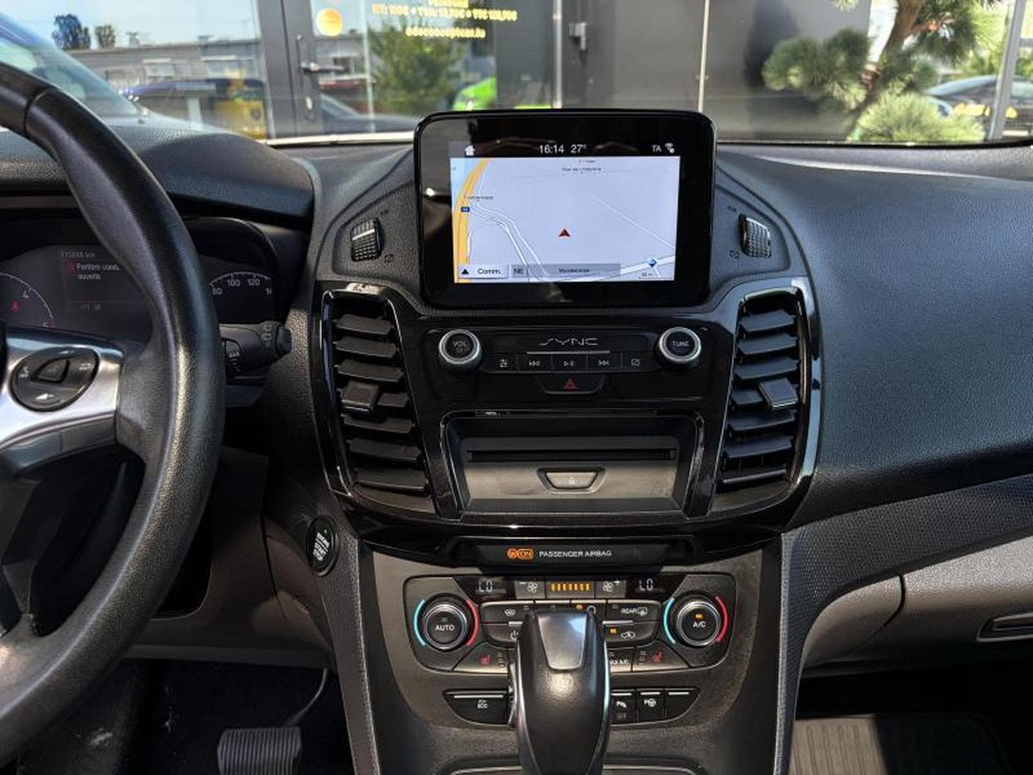 Ford Tourneo Connect Titanium/7 places/Camera/Toit panoramique (2020) - Photo 7