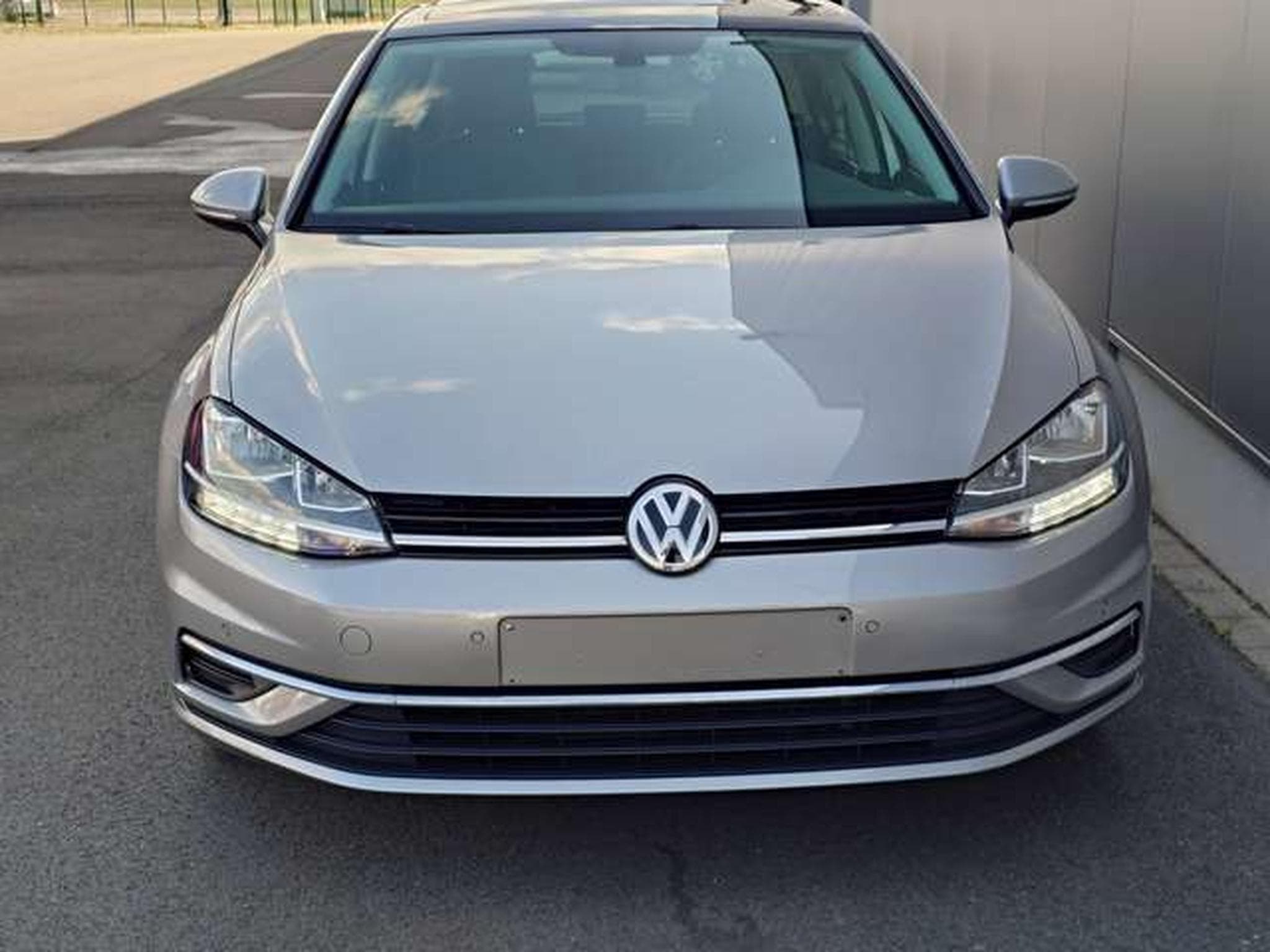 VW Golf Golf 1.6 SCR TDi Comfortline (EU6.2) (2020) - Photo 15