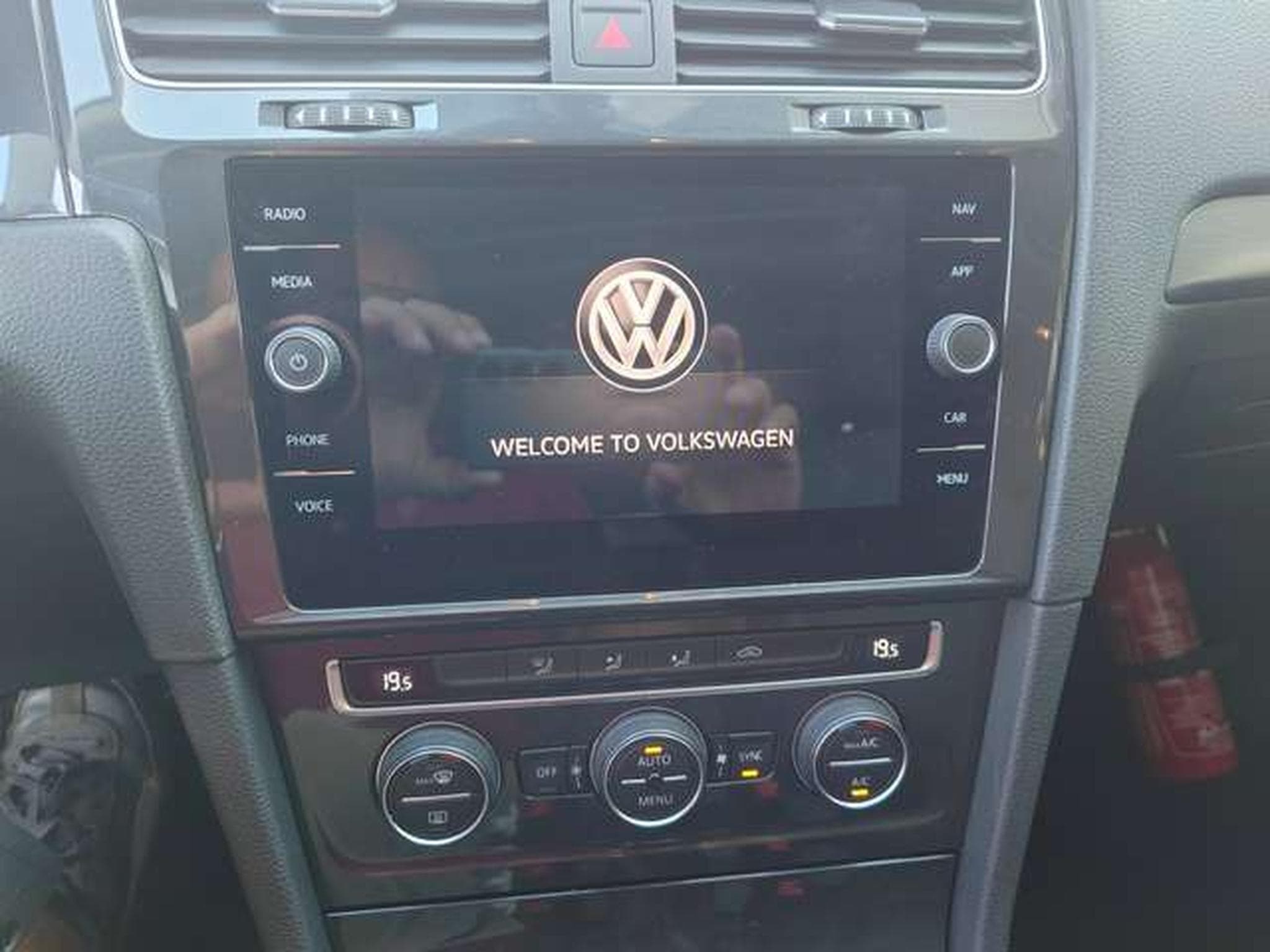 VW Golf Golf 1.6 SCR TDi Comfortline (EU6.2) (2020) - Photo 2