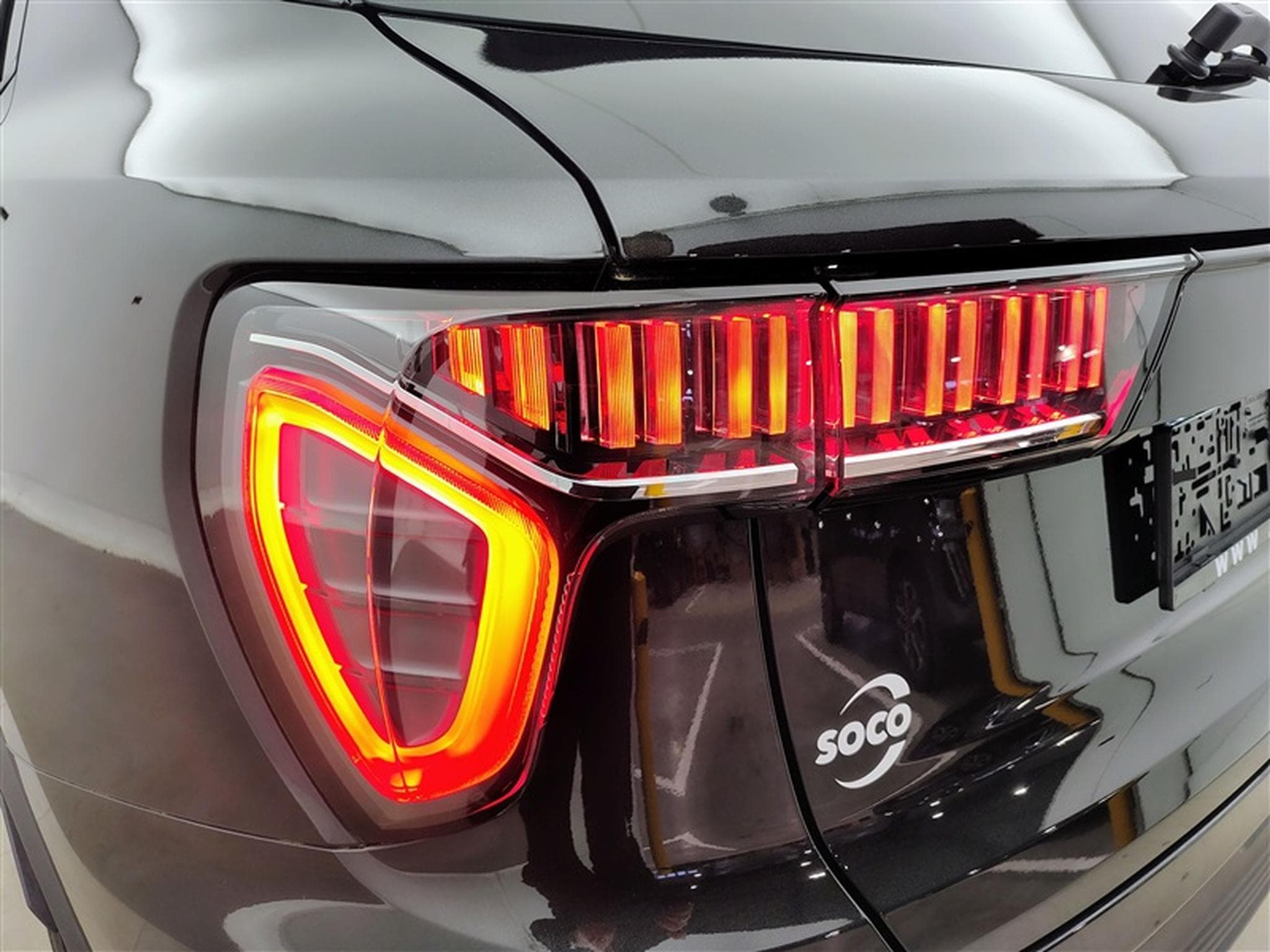 Lynk & Co 01 1.5 Turbo PHEV NAVI / FULL LED / TOIT PANO / CAMERA / JA 20" (2023) - Photo 16