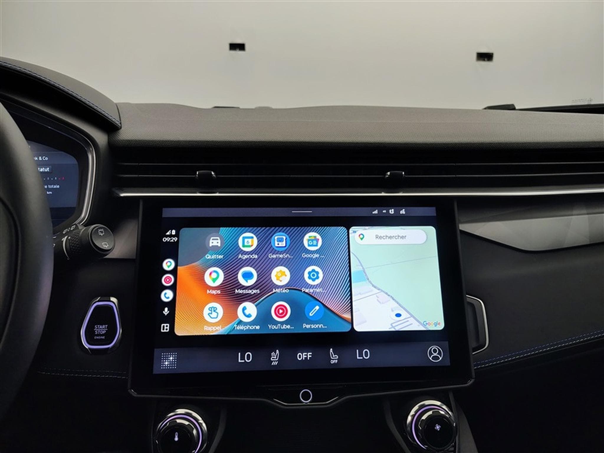 Lynk & Co 01 1.5 Turbo PHEV NAVI / FULL LED / TOIT PANO / CAMERA / JA 20" (2023) - Photo 22