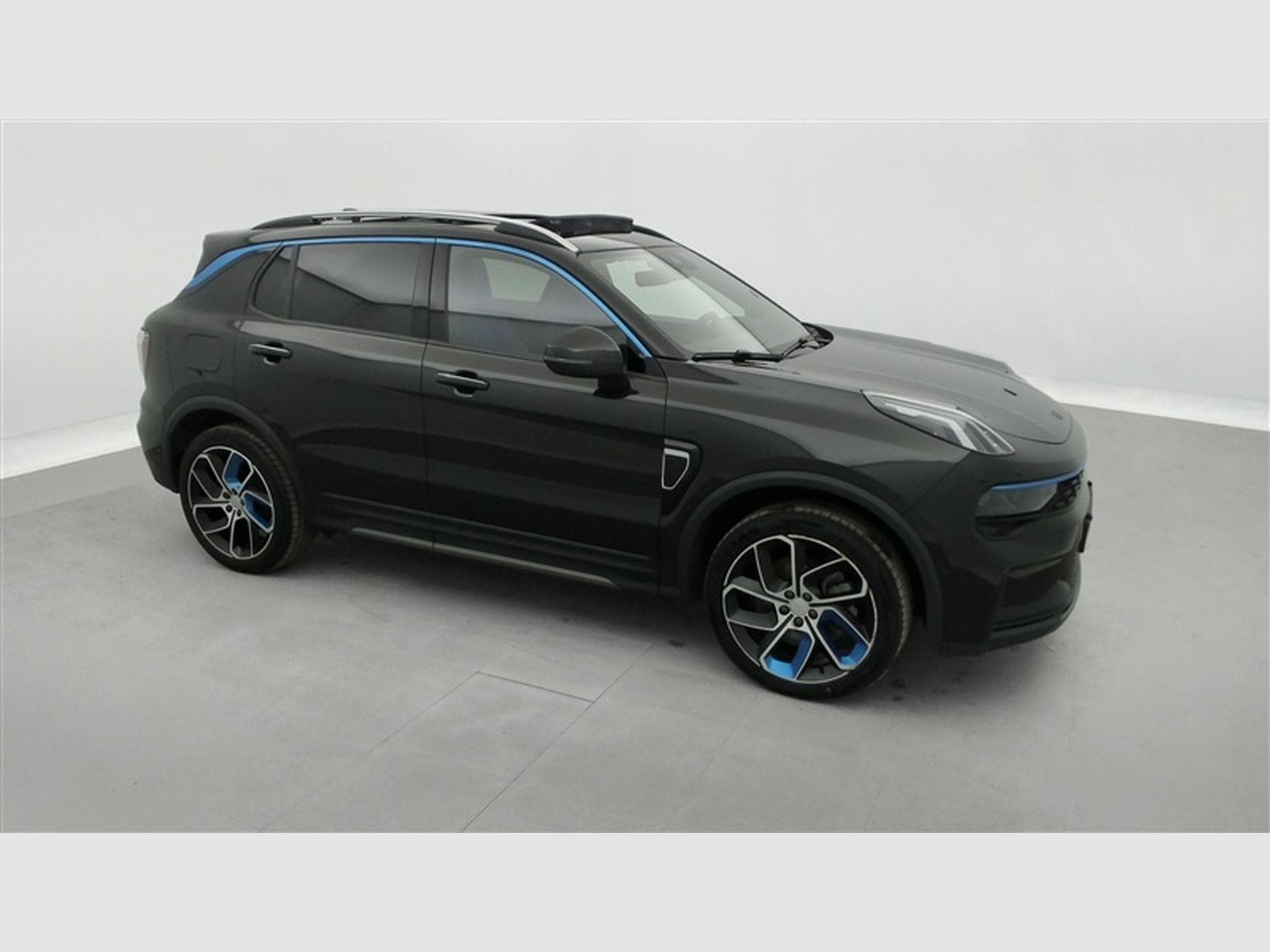 Lynk & Co 01 1.5 Turbo PHEV NAVI / FULL LED / TOIT PANO / CAMERA / JA 20" (2023) - Photo 25