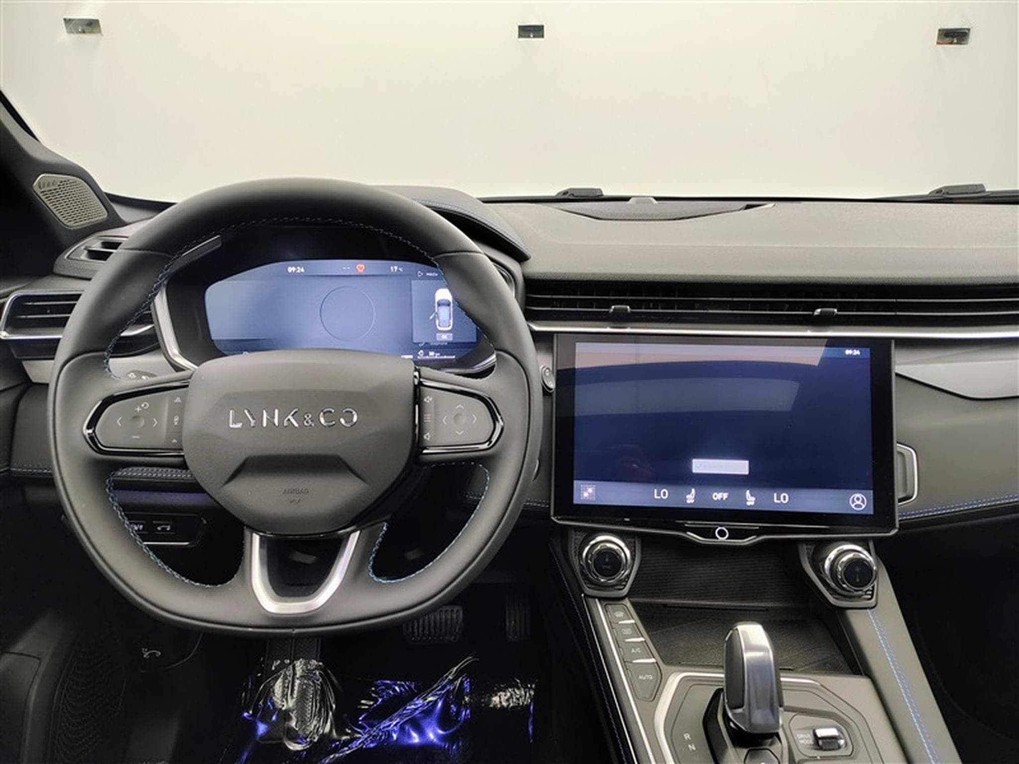Lynk & Co 01 1.5 Turbo PHEV NAVI / FULL LED / TOIT PANO / CAMERA / JA 20" (2023) - Photo 9