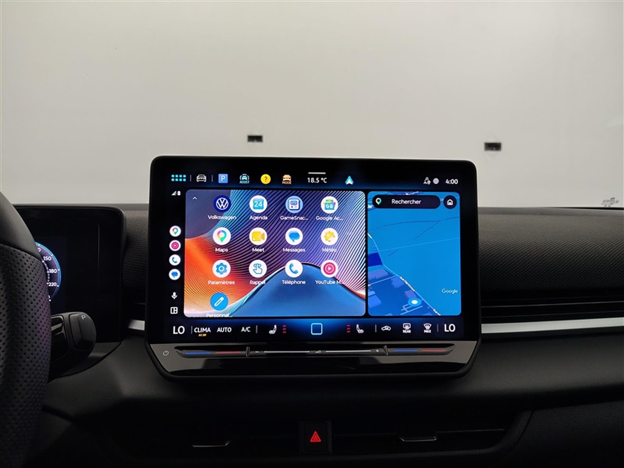 VW T-Roc 1.5 TSI 150cv DSG R-Line CARPLAY / FULL LED / CAMERA (2026) - Photo 21