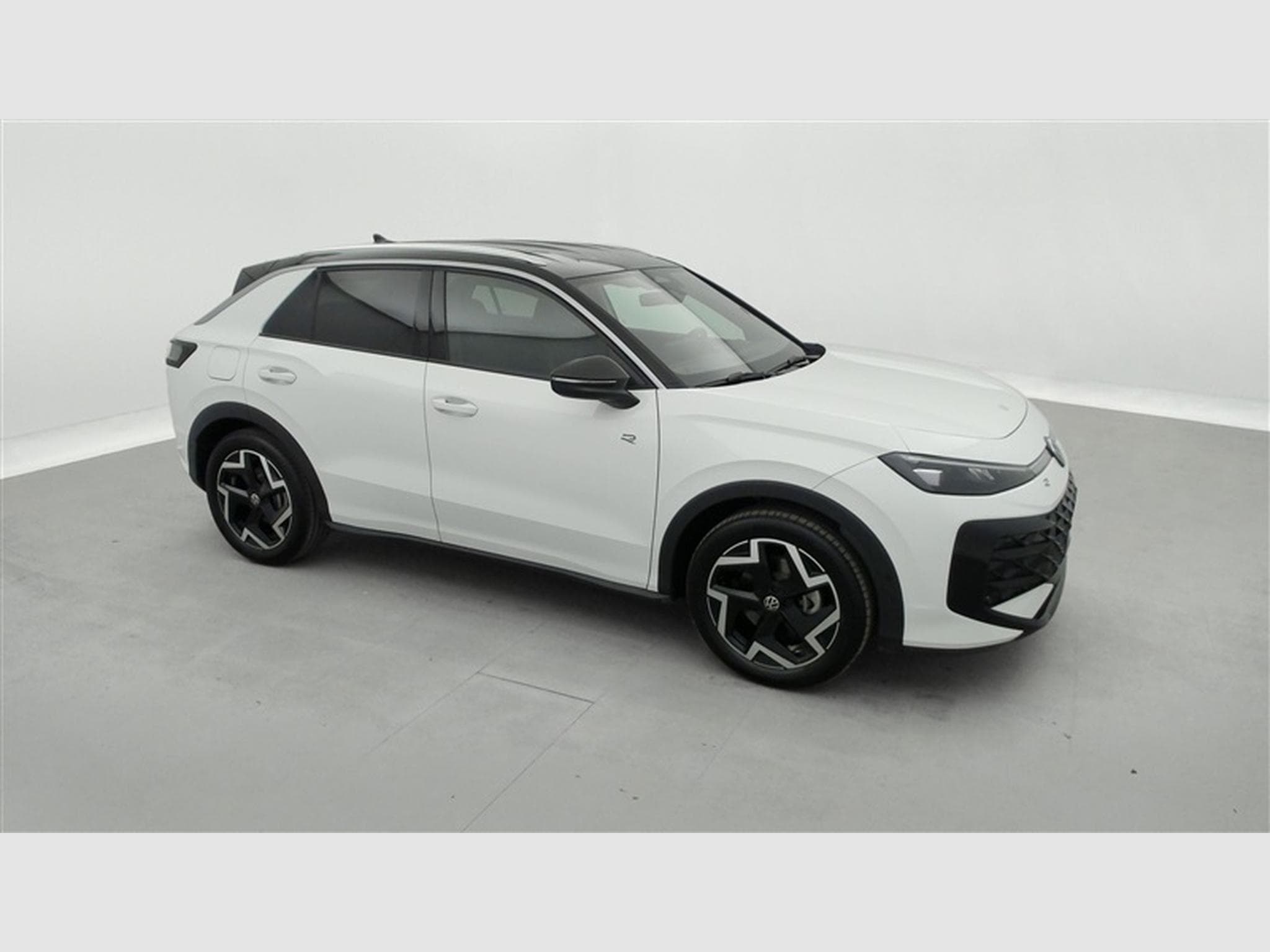 VW T-Roc 1.5 TSI 150cv DSG R-Line CARPLAY / FULL LED / CAMERA (2026) - Photo 24