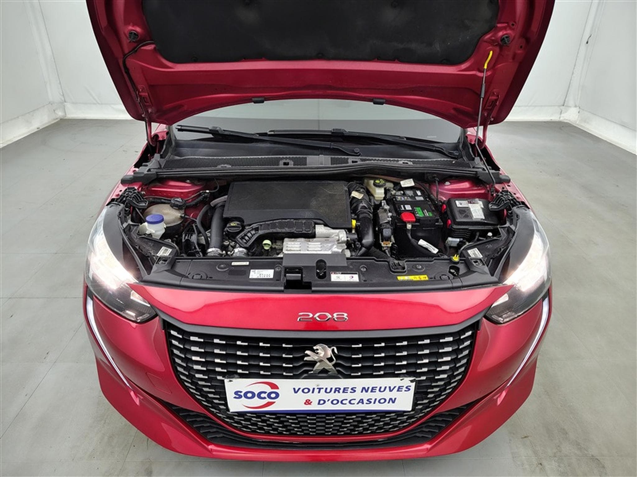 Peugeot 208 1.2 PureTech Allure Auto CarPlay / Caméra / JA 16' (2020) - Photo 19