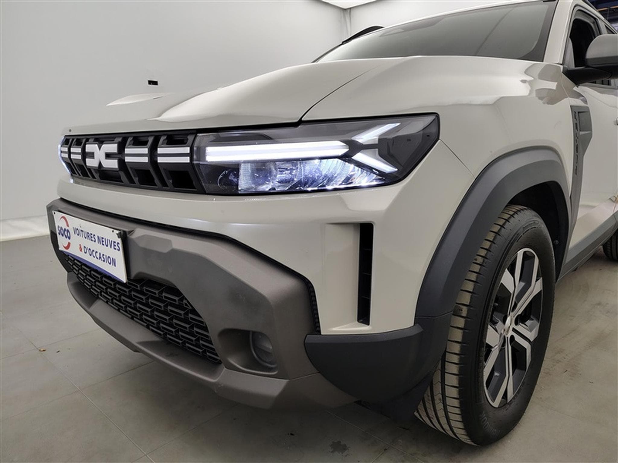 Dacia Duster 1.2 MHEV Hybrid *CARPLAY/CAMERA/PDC/JANTES/FULL LED* (2025) - Photo 15