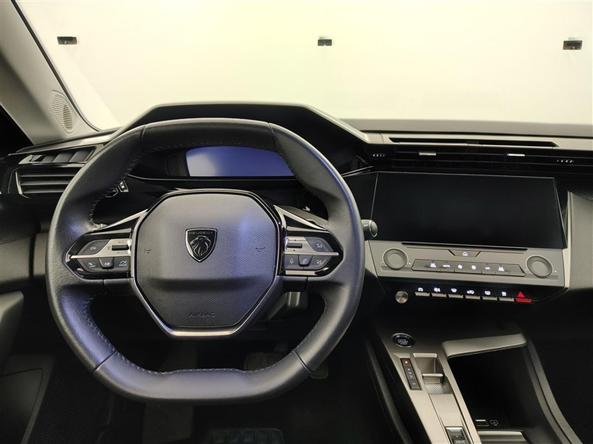 Peugeot 308 SW 1.2 PureTech AUTO Active Pack (2024) - Photo 9