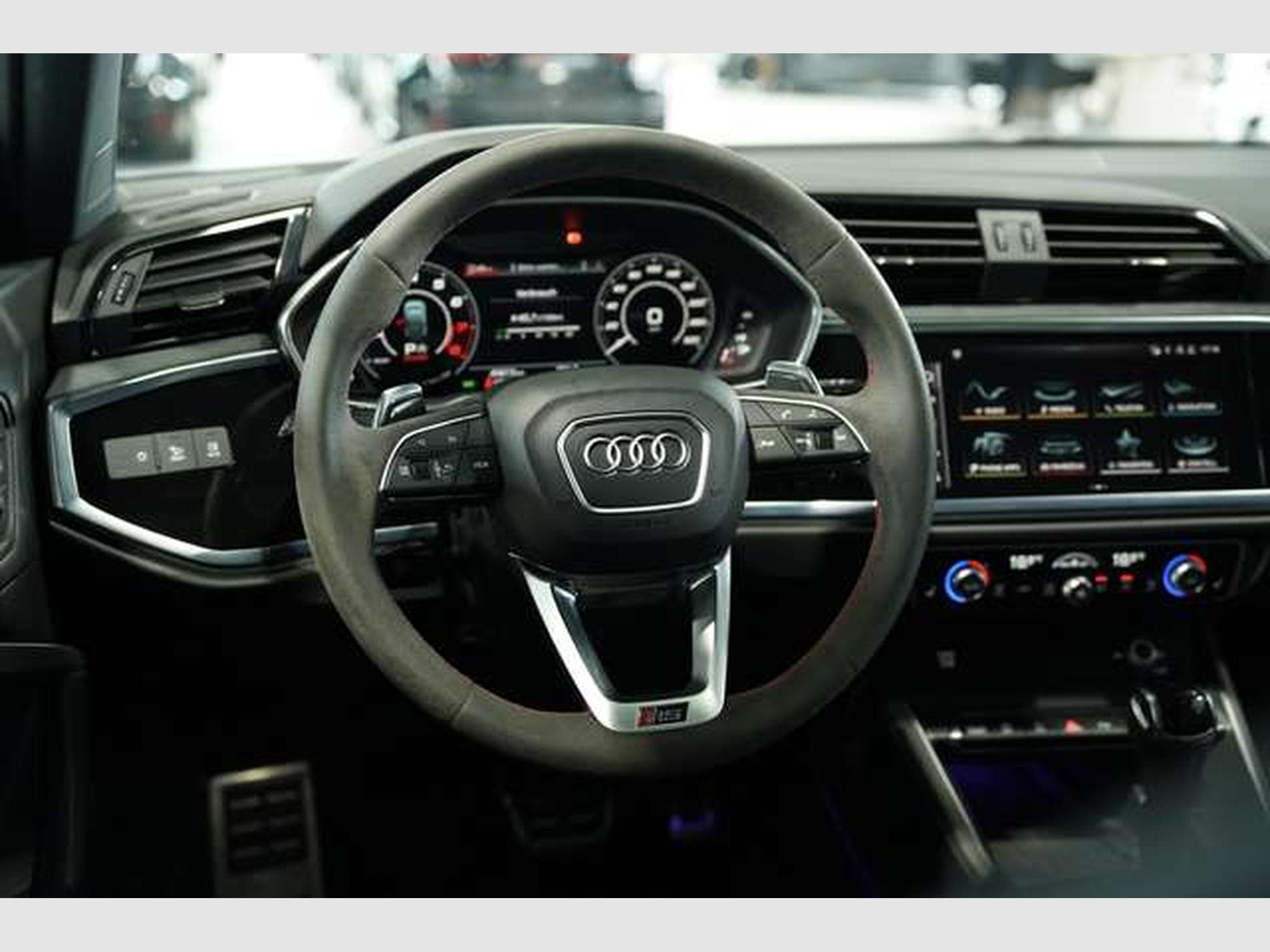 Audi RSQ3 q. Sportback 1.H *21 *RS-AGA*Pano*RS-Sitze (2023) - Photo 43
