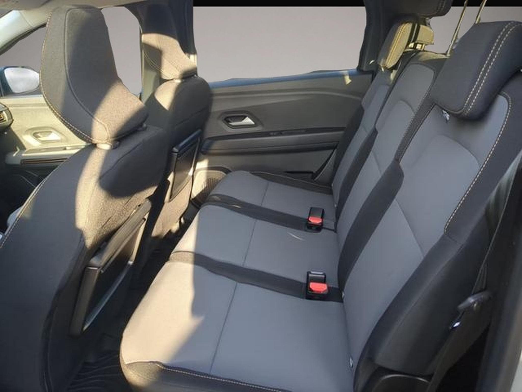 Dacia Jogger (2025) - Photo 4