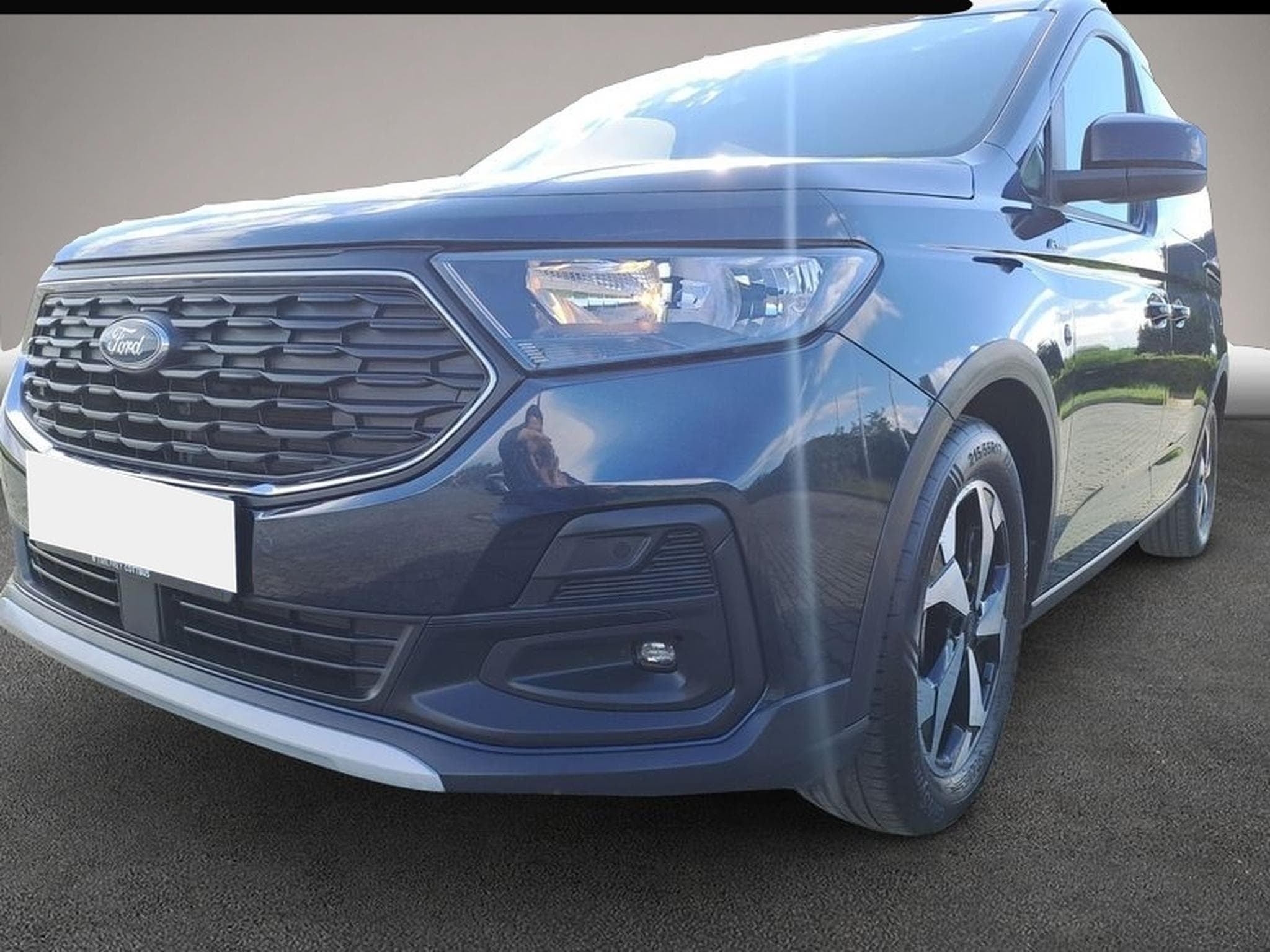 Ford Tourneo (2024) - Photo 6