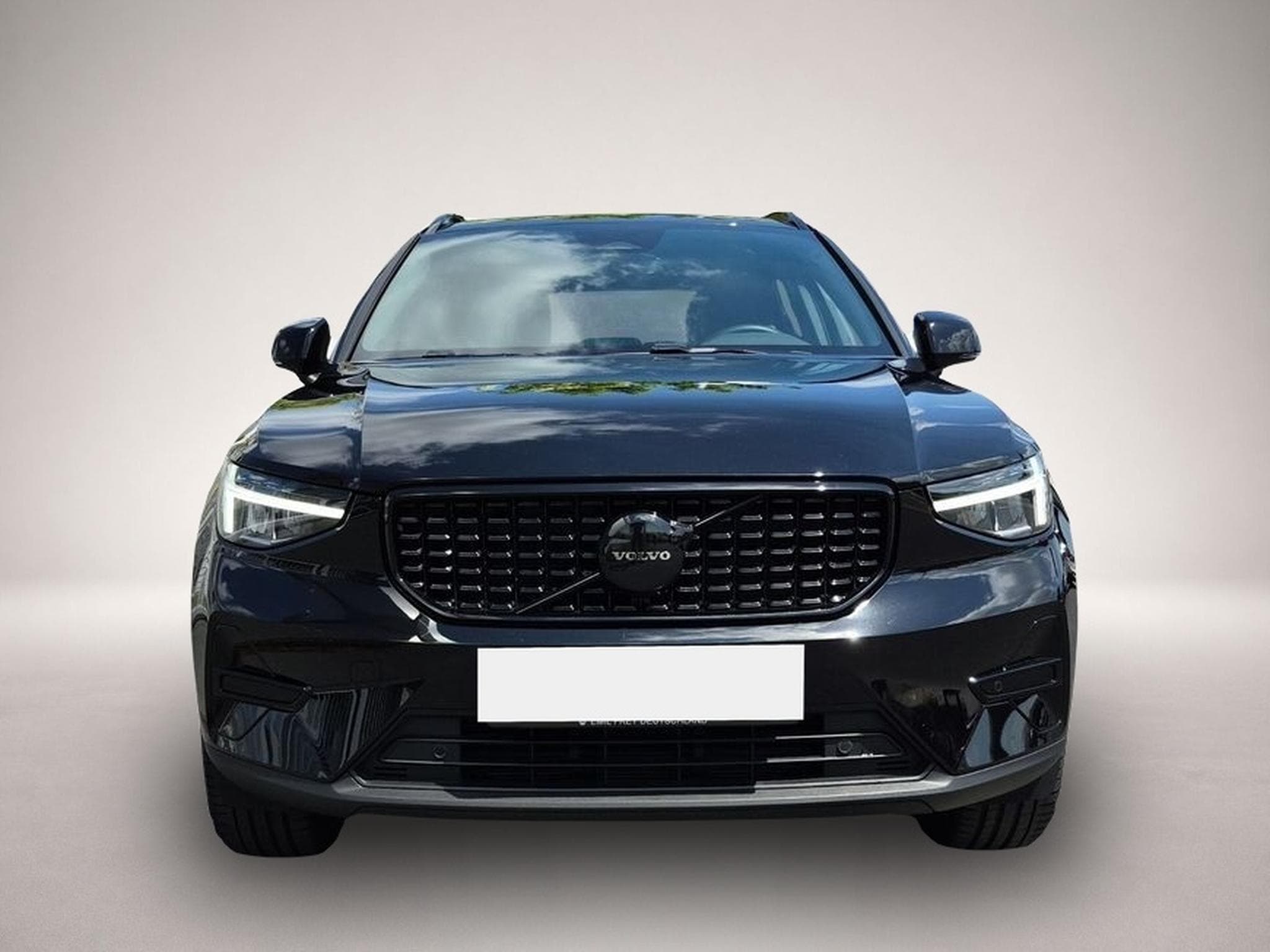 Volvo XC40 (2025) - Photo 3