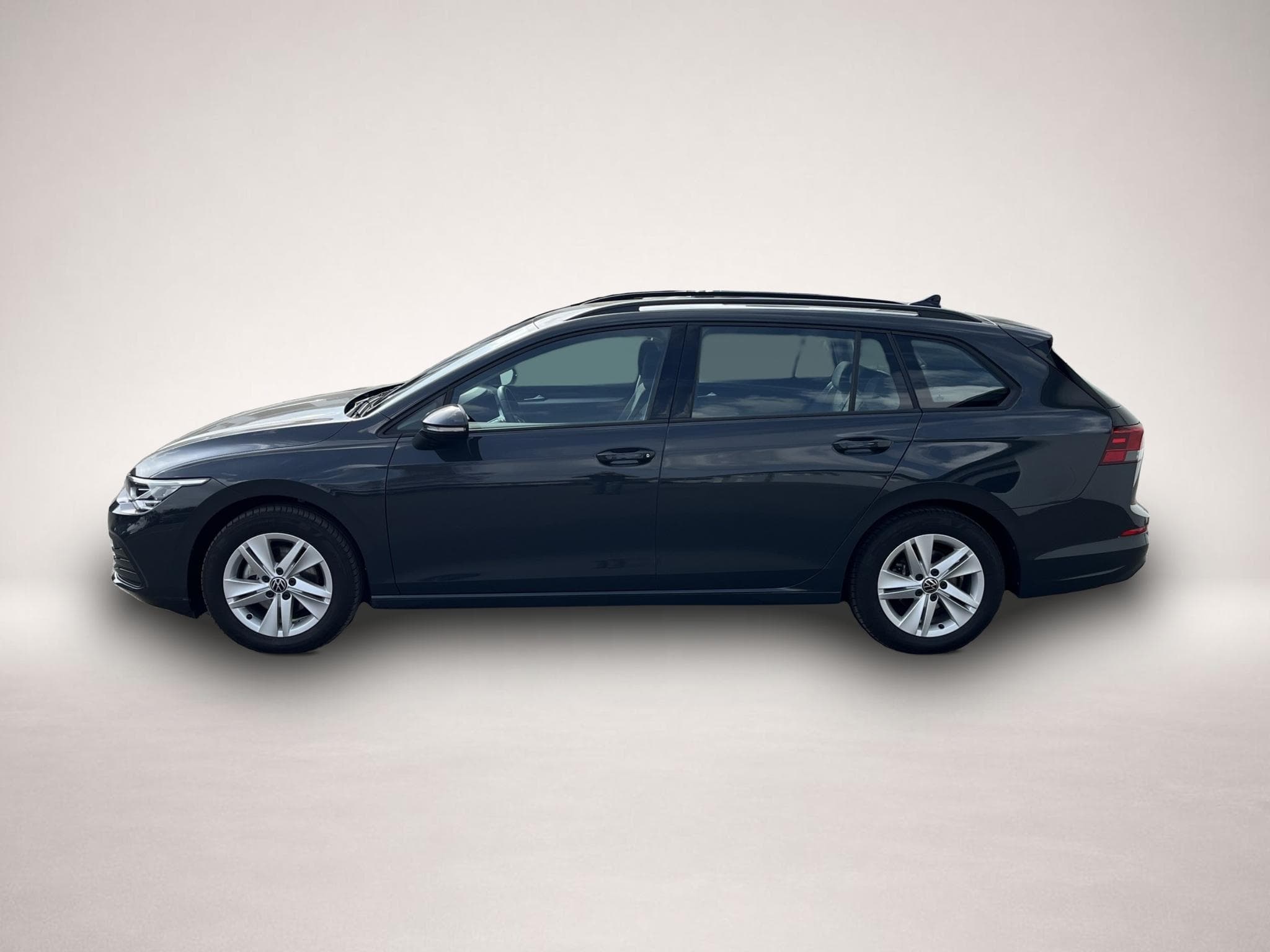 VW Golf (2022) - Photo 1