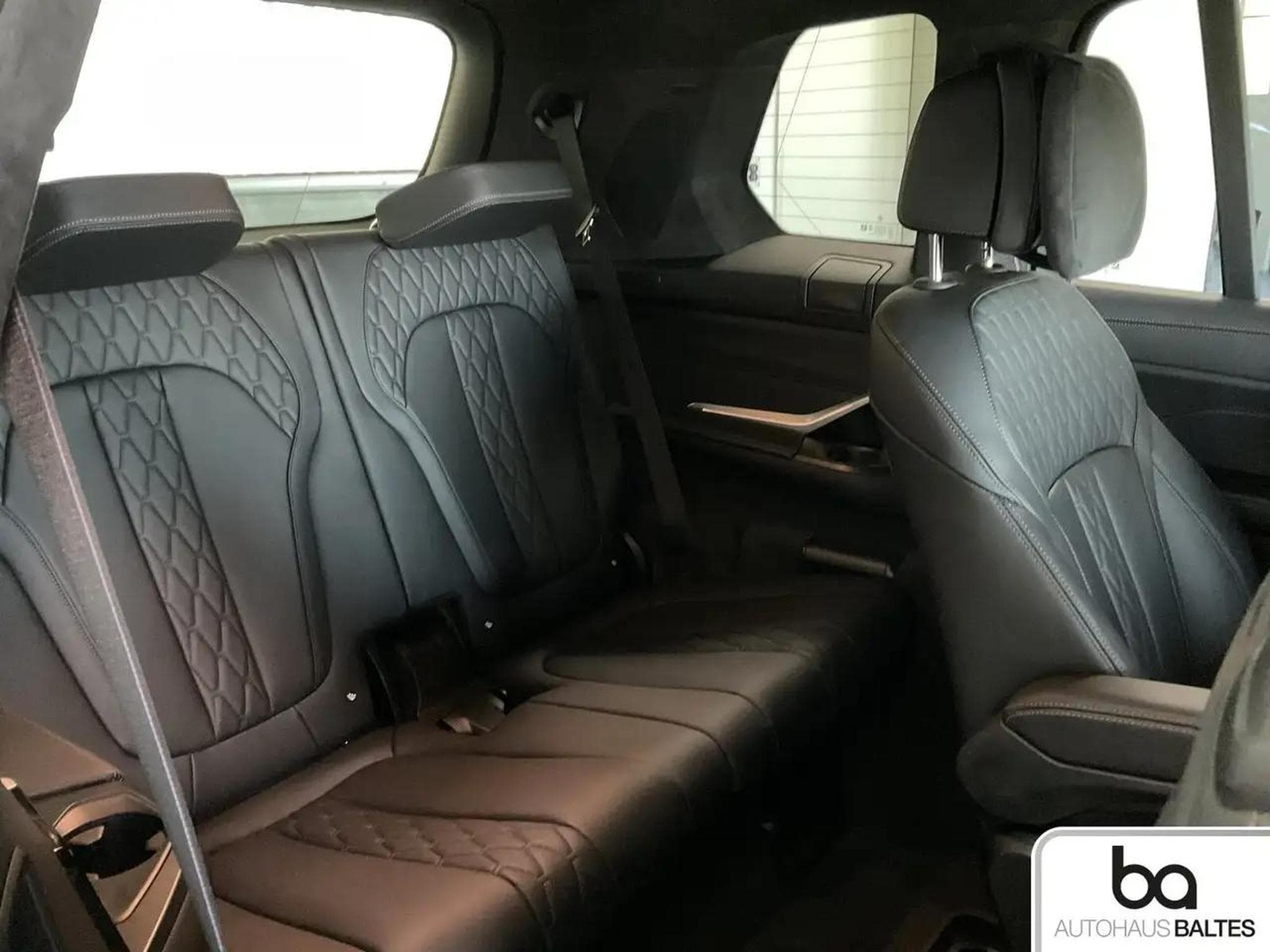 BMW X7 (2025) - Photo 9