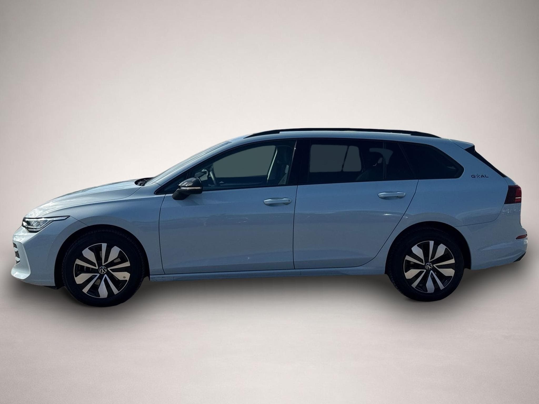 VW Golf (2025) - Photo 2