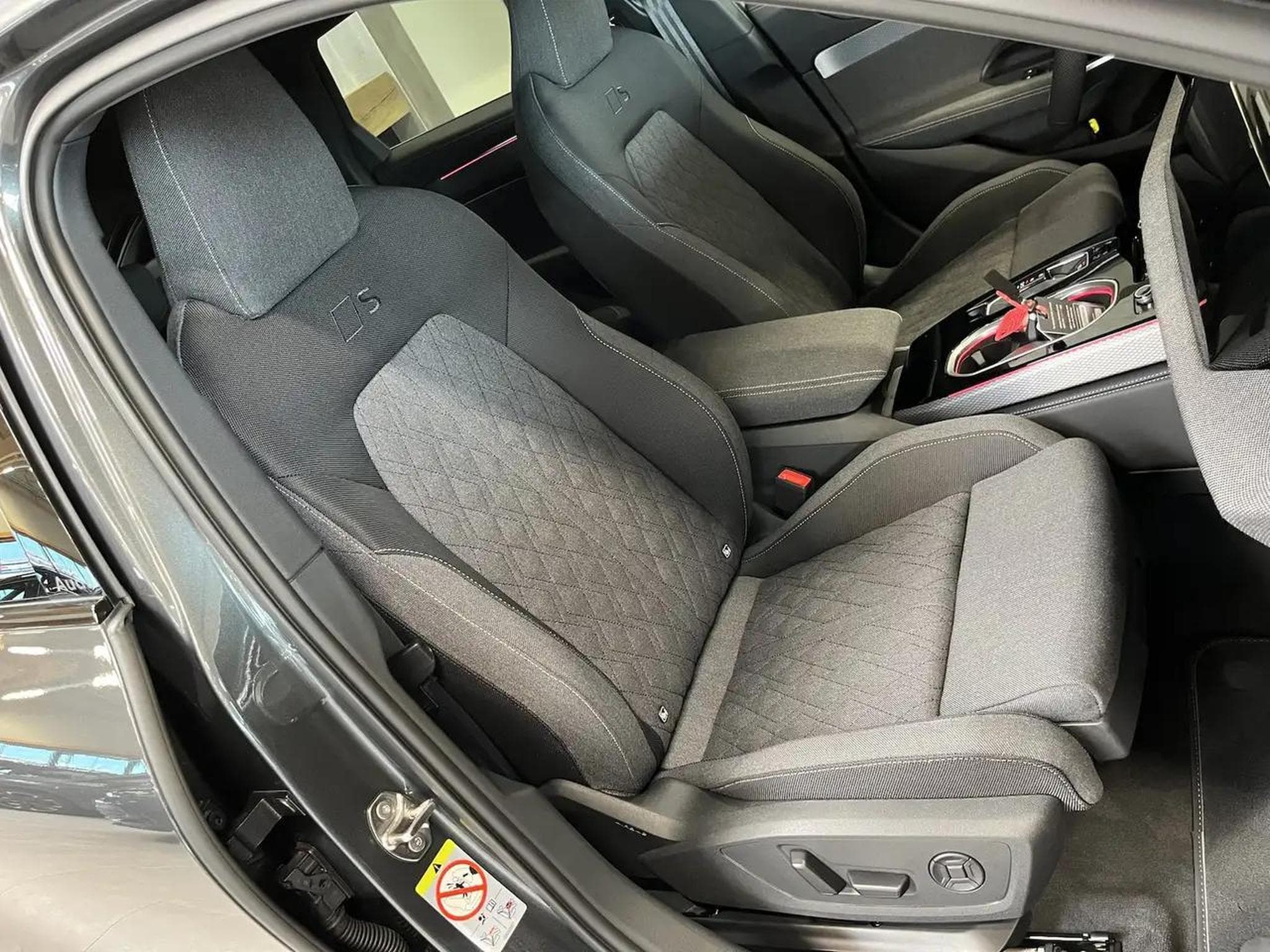 Audi A6 (2025) - Photo 17