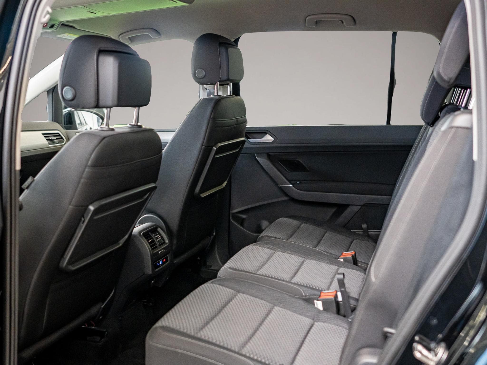 VW Touran (2026) - Photo 4