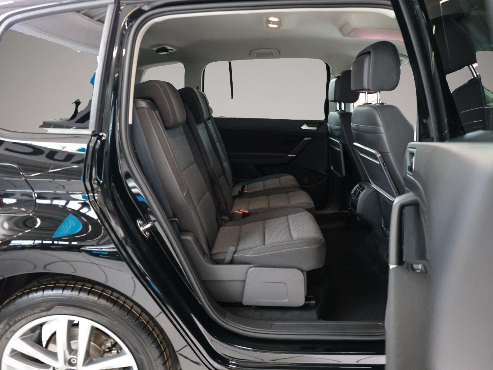 VW Touran (2026) - Photo 4