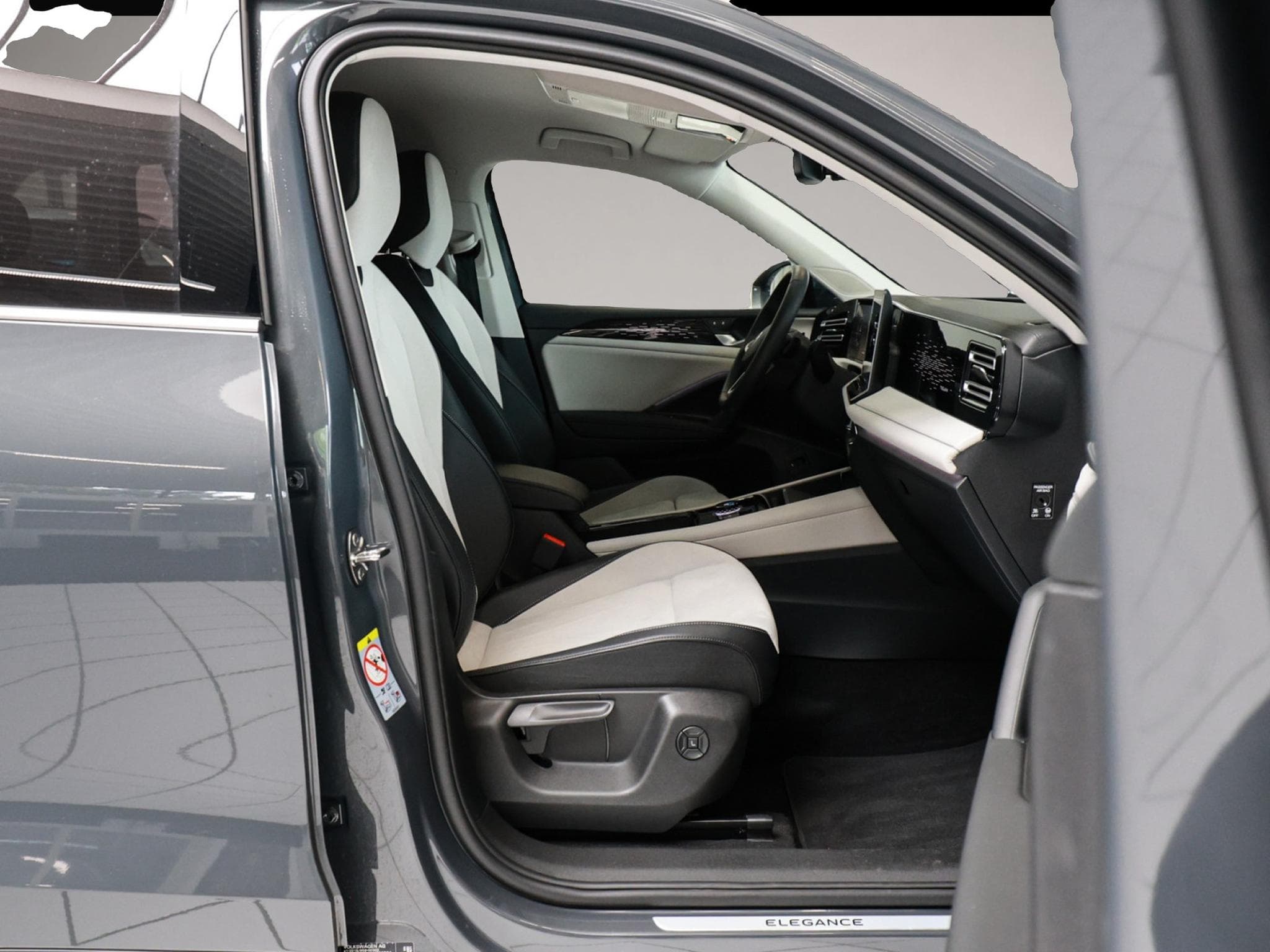 VW Tiguan (2025) - Photo 2