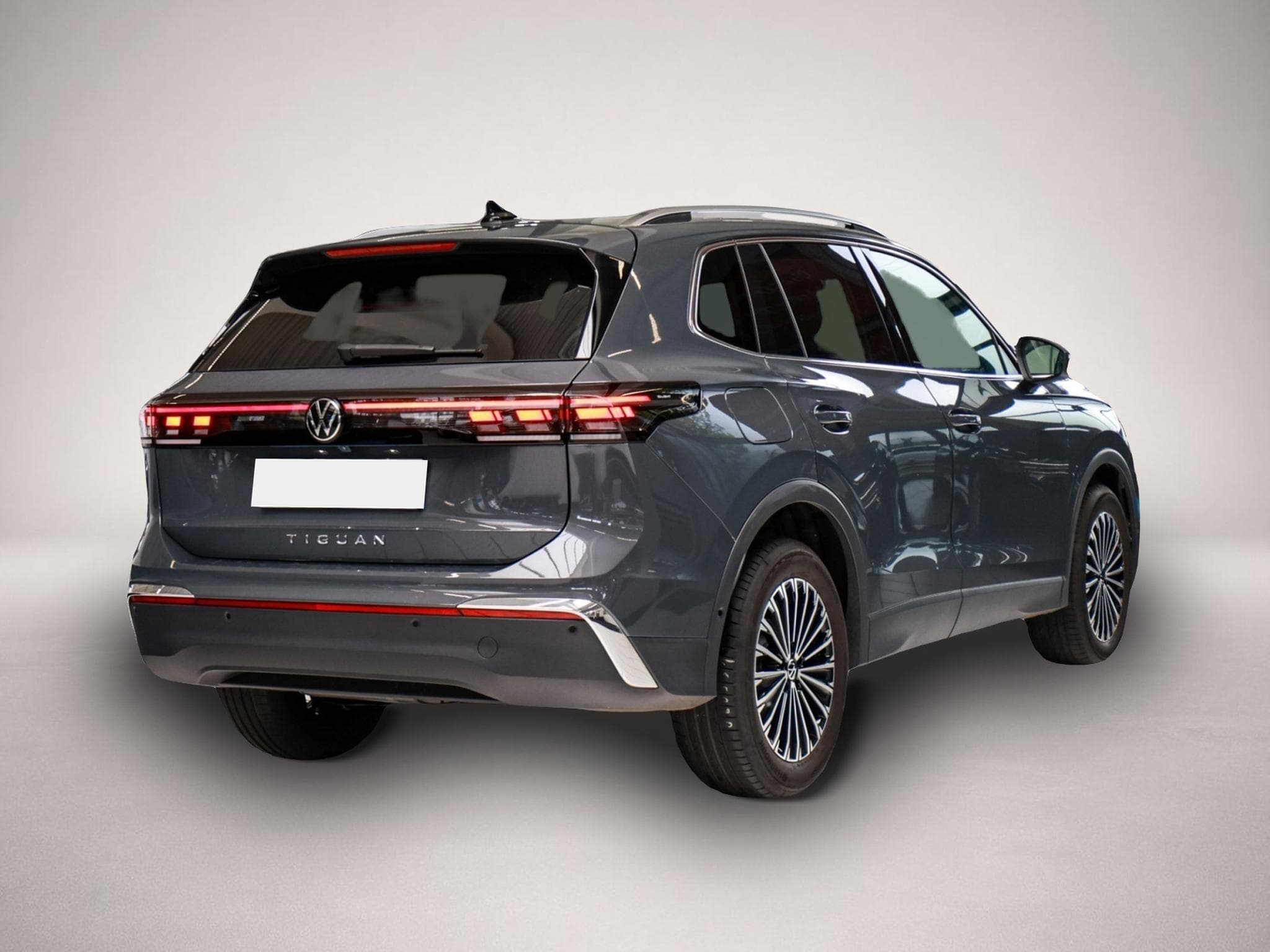 VW Tiguan (2025) - Photo 3