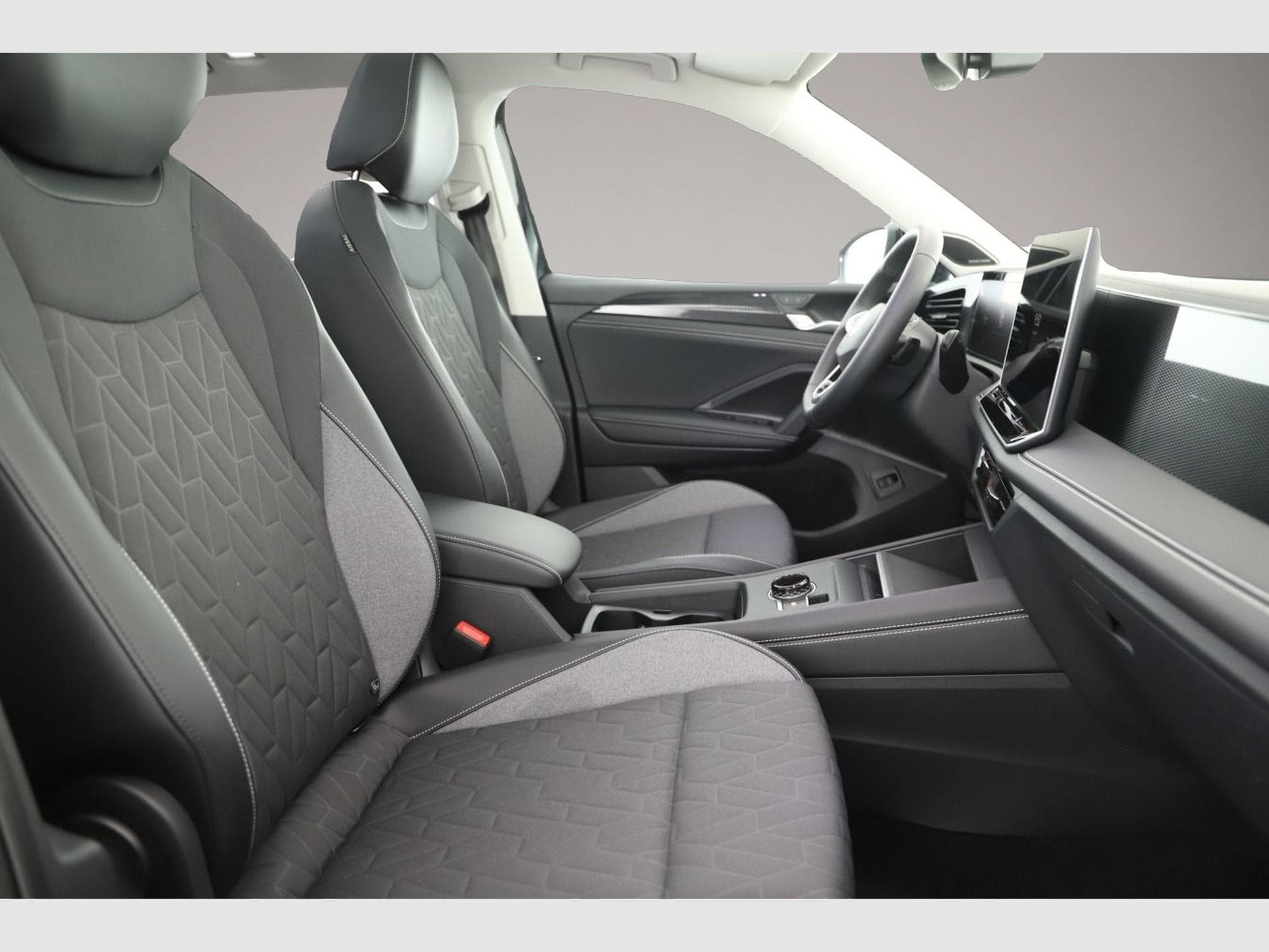 VW Tiguan (2025) - Photo 6