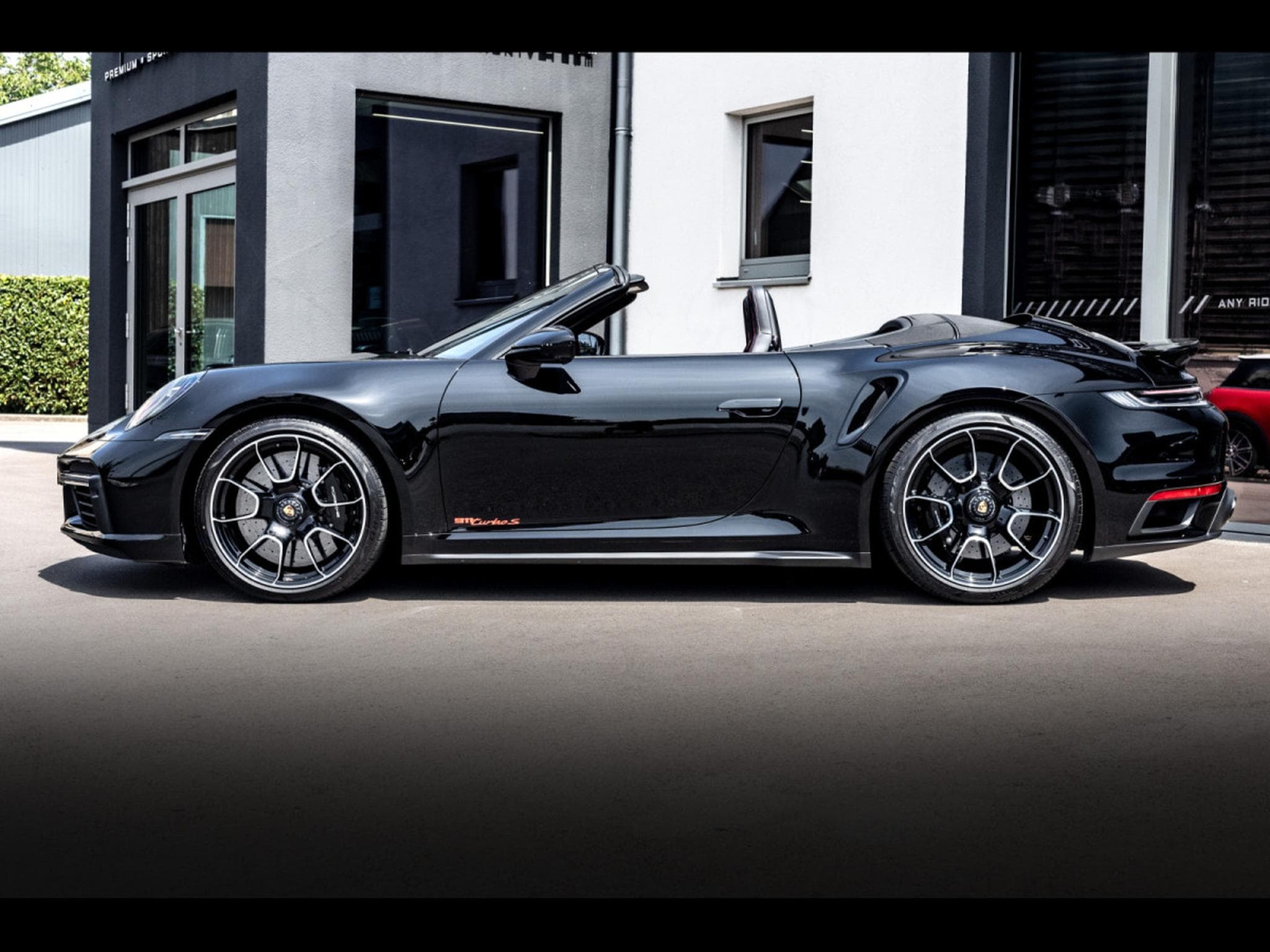 Porsche 911 .1 911 TURBO S CABRIOLET PDK (650 CH) – BLACK - PPF (2024) - Photo 2