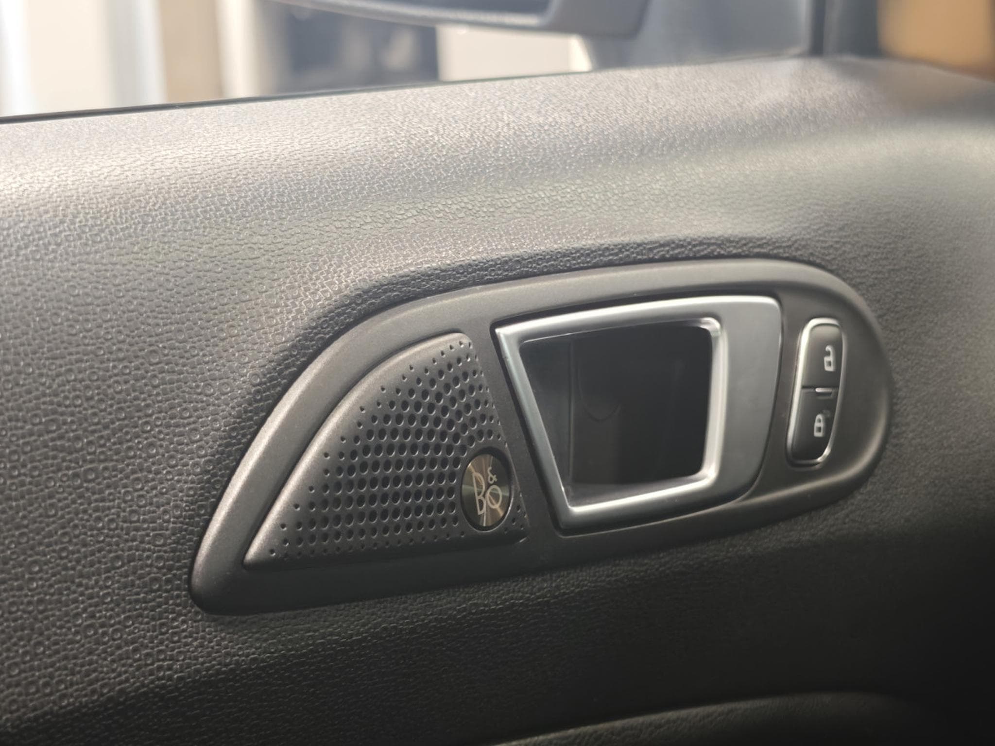Ford EcoSport 1.0 ST-Line (2020) - Photo 22