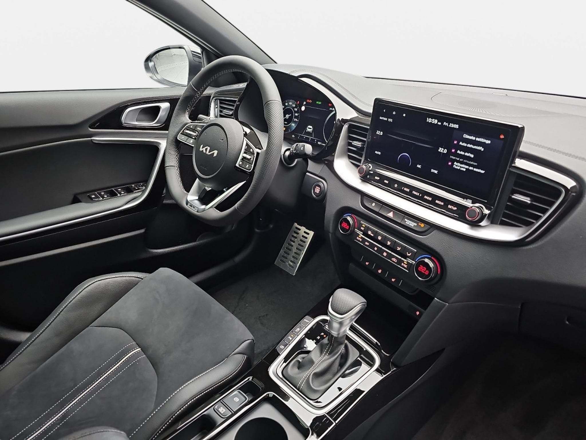 Kia XCeed 1.6 T-GDI DCT 180 GT-LINE (2026) - Photo 15