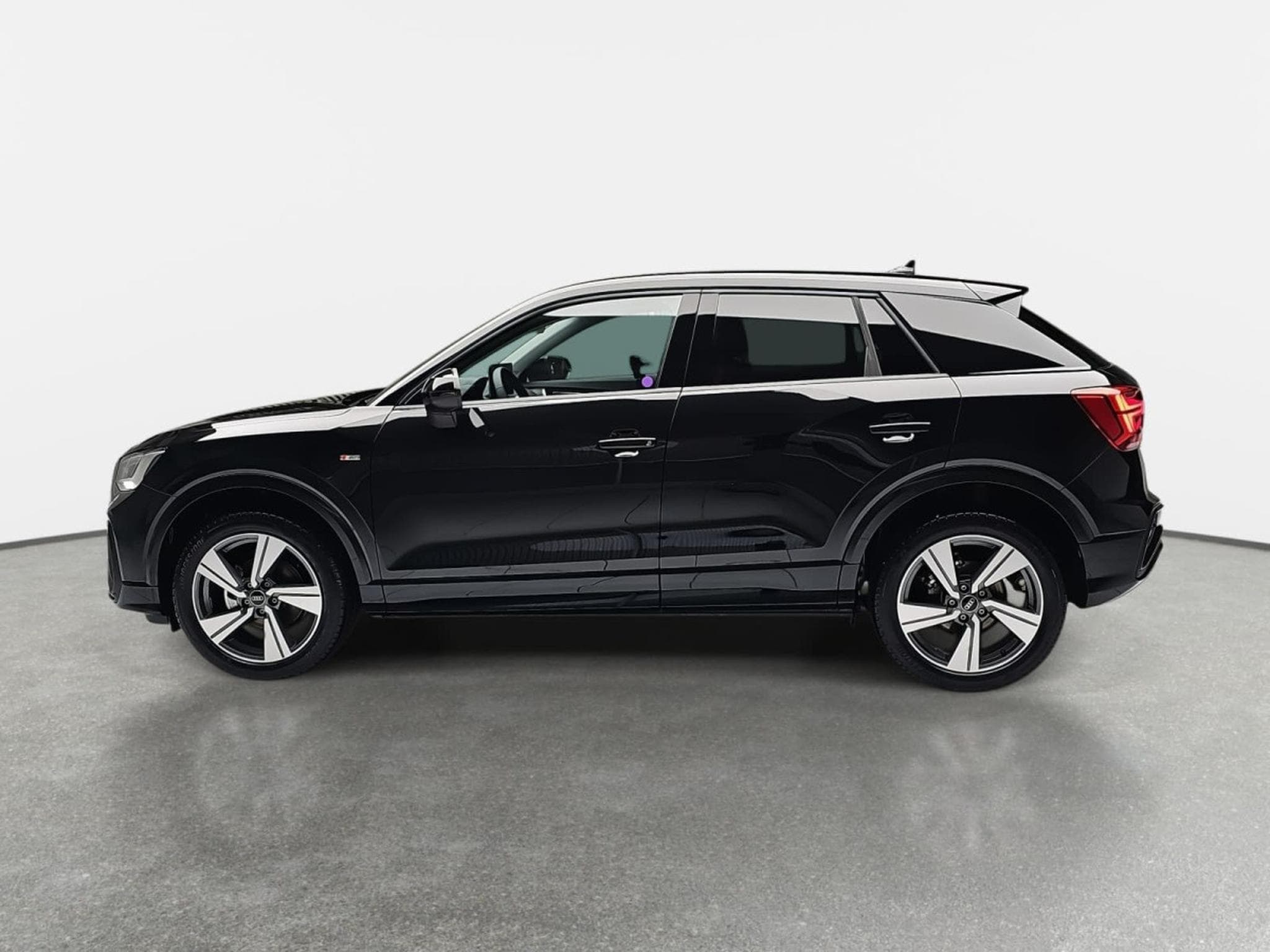 Audi Q2 35 TFSI S-Tronic 150  S-Line (2025) - Photo 3