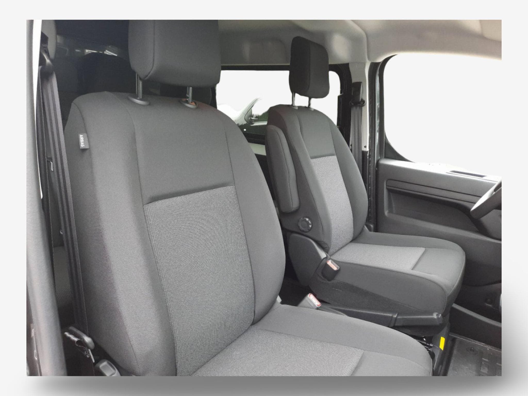 Peugeot Expert 2.0 BlueHDI 180 EAT8 Confort XL Doubel Cabine (2026) - Photo 12