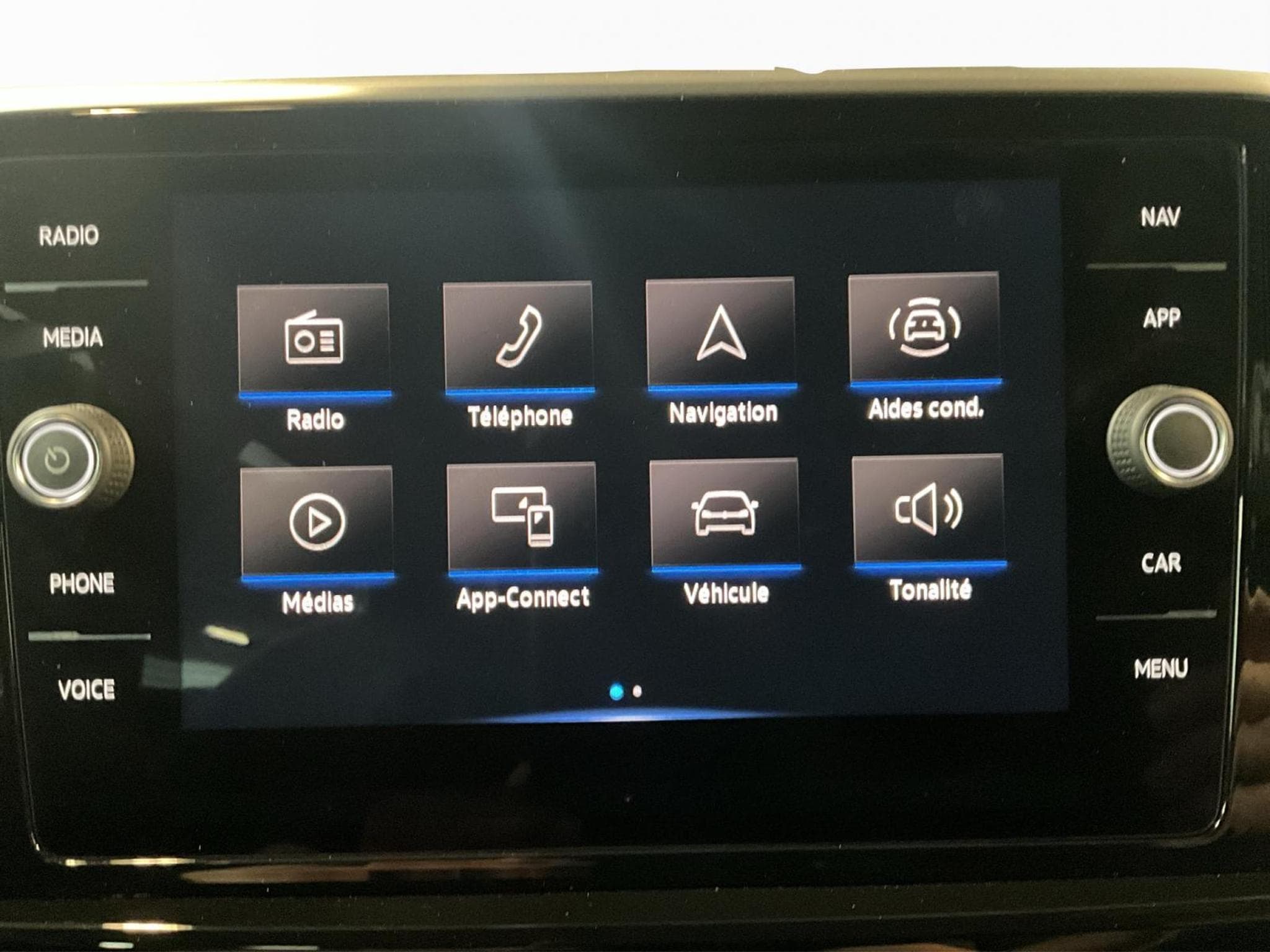 VW T-Roc R-Line+DSG+P.Travel+IQ-Drive+LED+AHK (2022) - Photo 13