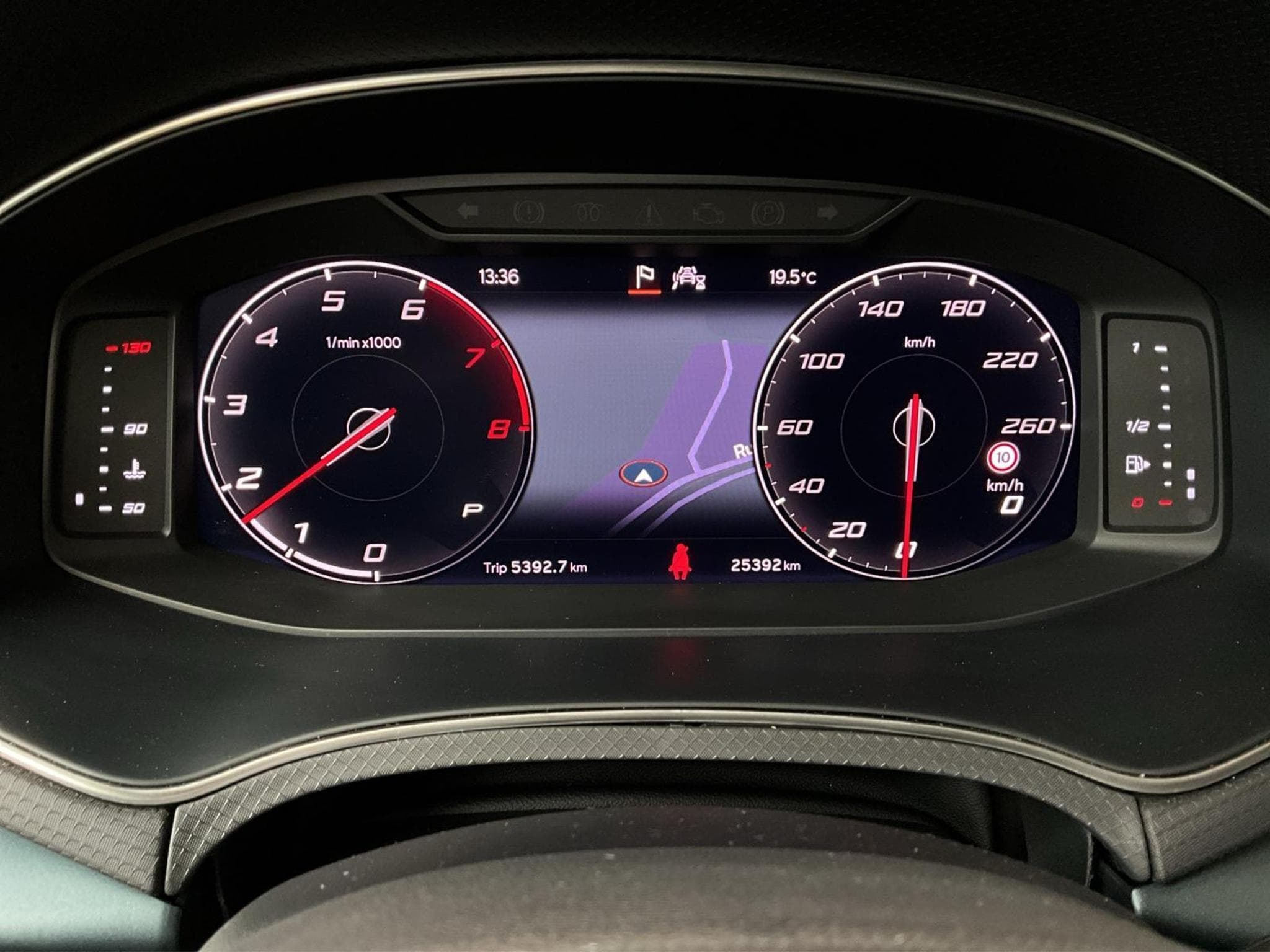 Seat Arona Xperience+DSG+FullLED+P.Safe-Drive.M+Navi+P.Vision+ (2022) - Photo 11