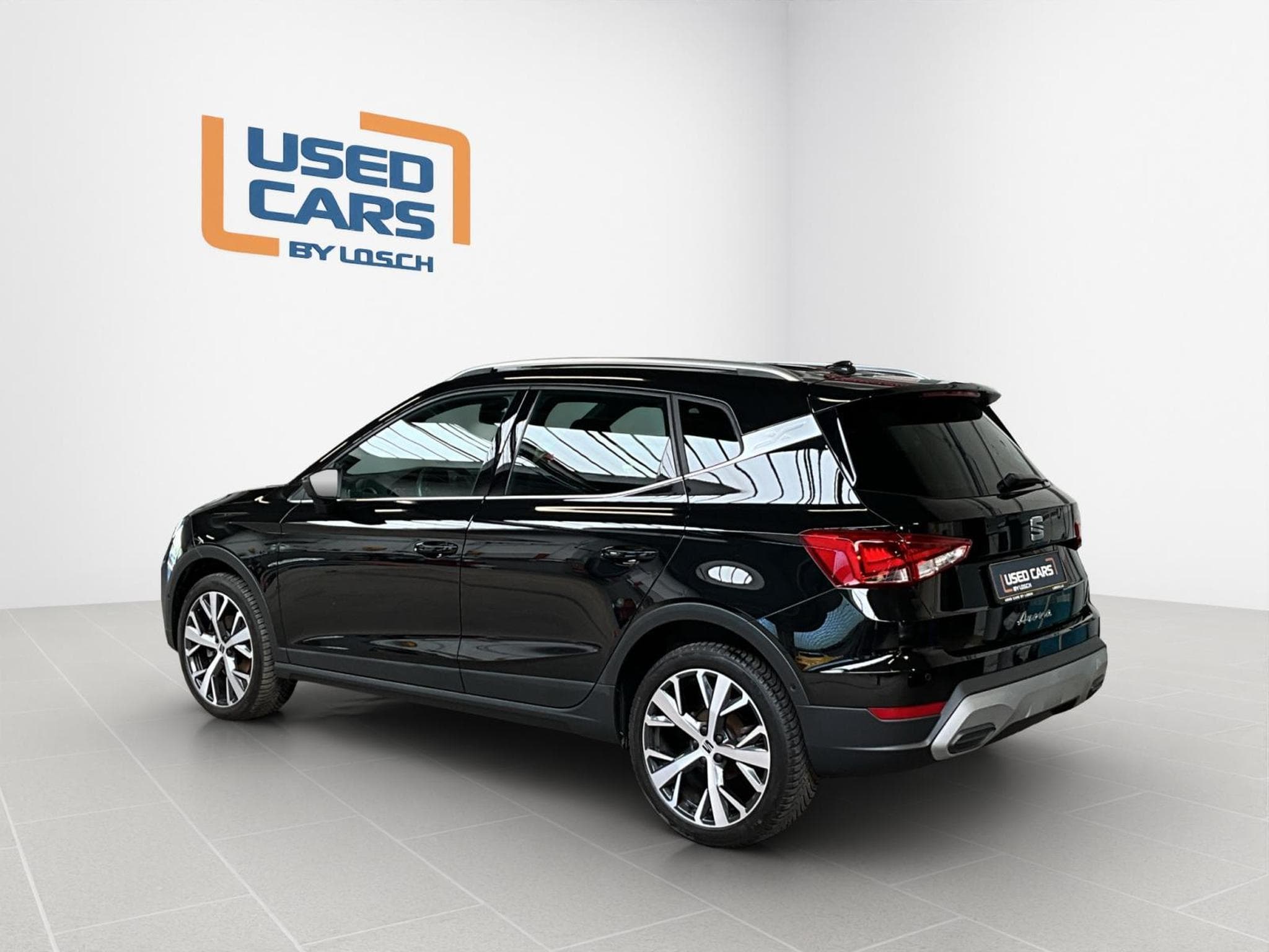 Seat Arona Xperience+DSG+FullLED+P.Safe-Drive.M+Navi+P.Vision+ (2022) - Photo 5