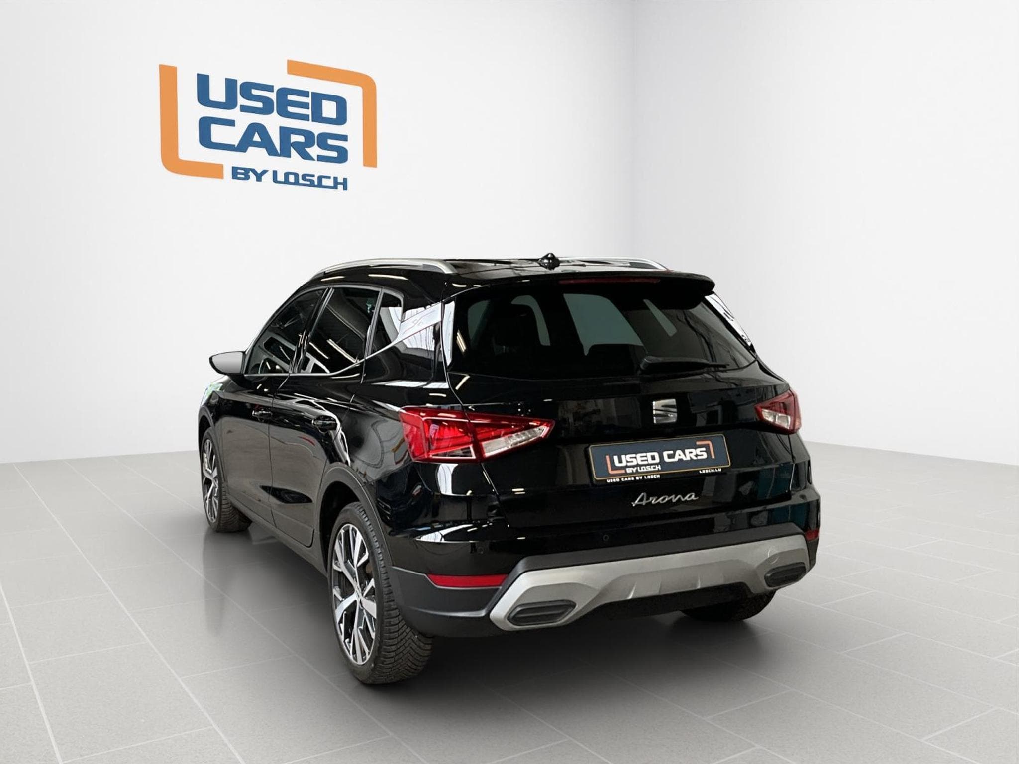 Seat Arona Xperience+DSG+FullLED+P.Safe-Drive.M+Navi+P.Vision+ (2022) - Photo 6