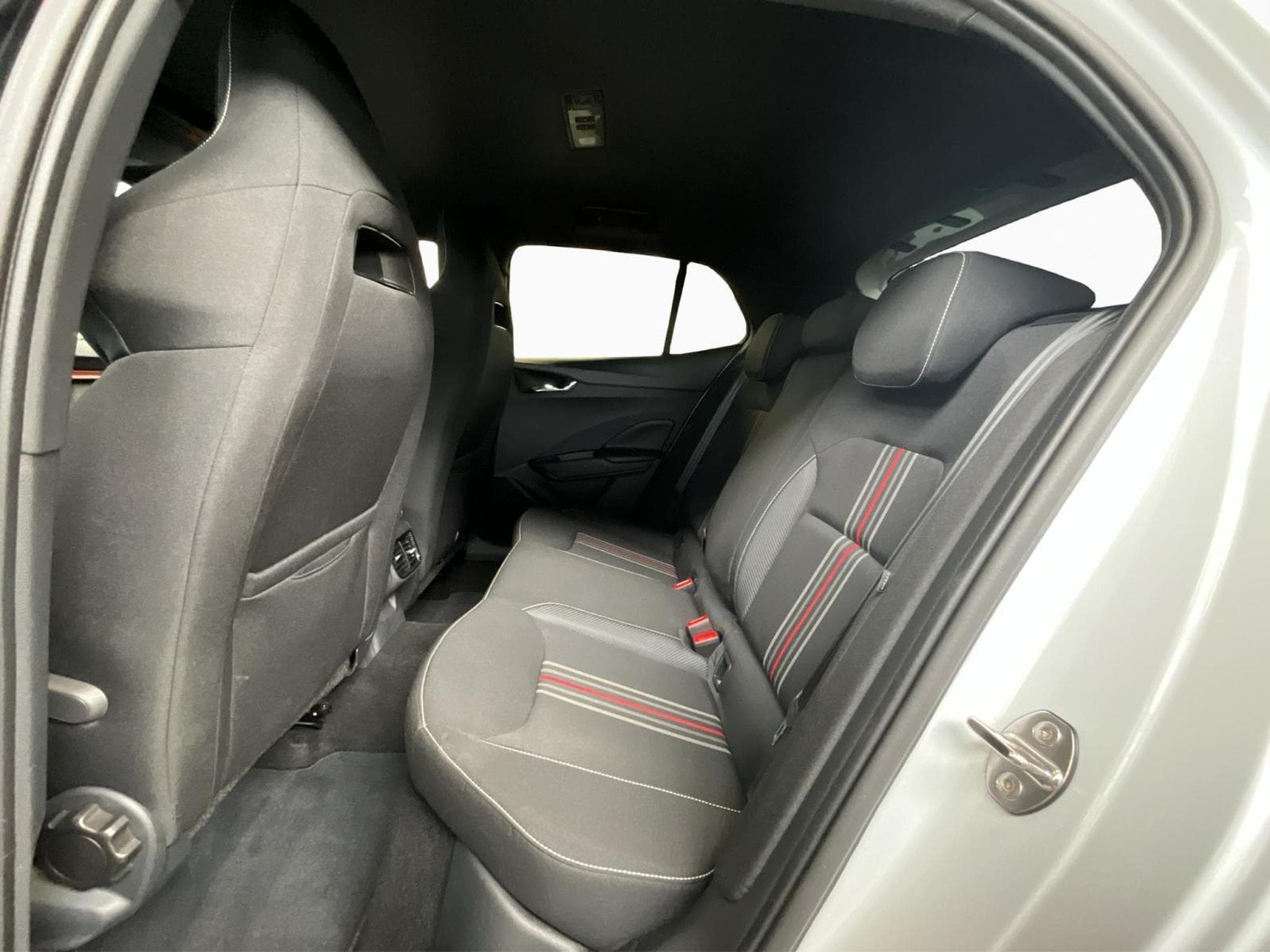 Skoda Fabia Monte-Carlo+BVM+LED+Navi+digi (2025) - Photo 15