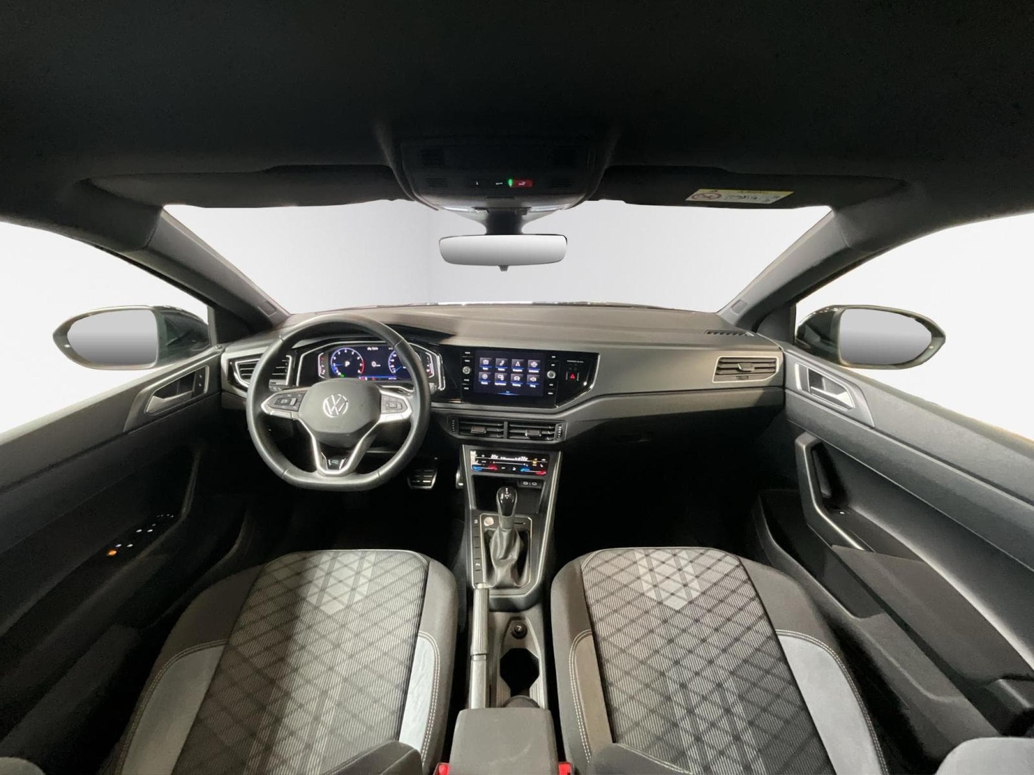 VW Taigo R-Line+DSG+P:Top+Keyless+IQ-Light (2024) - Photo 2