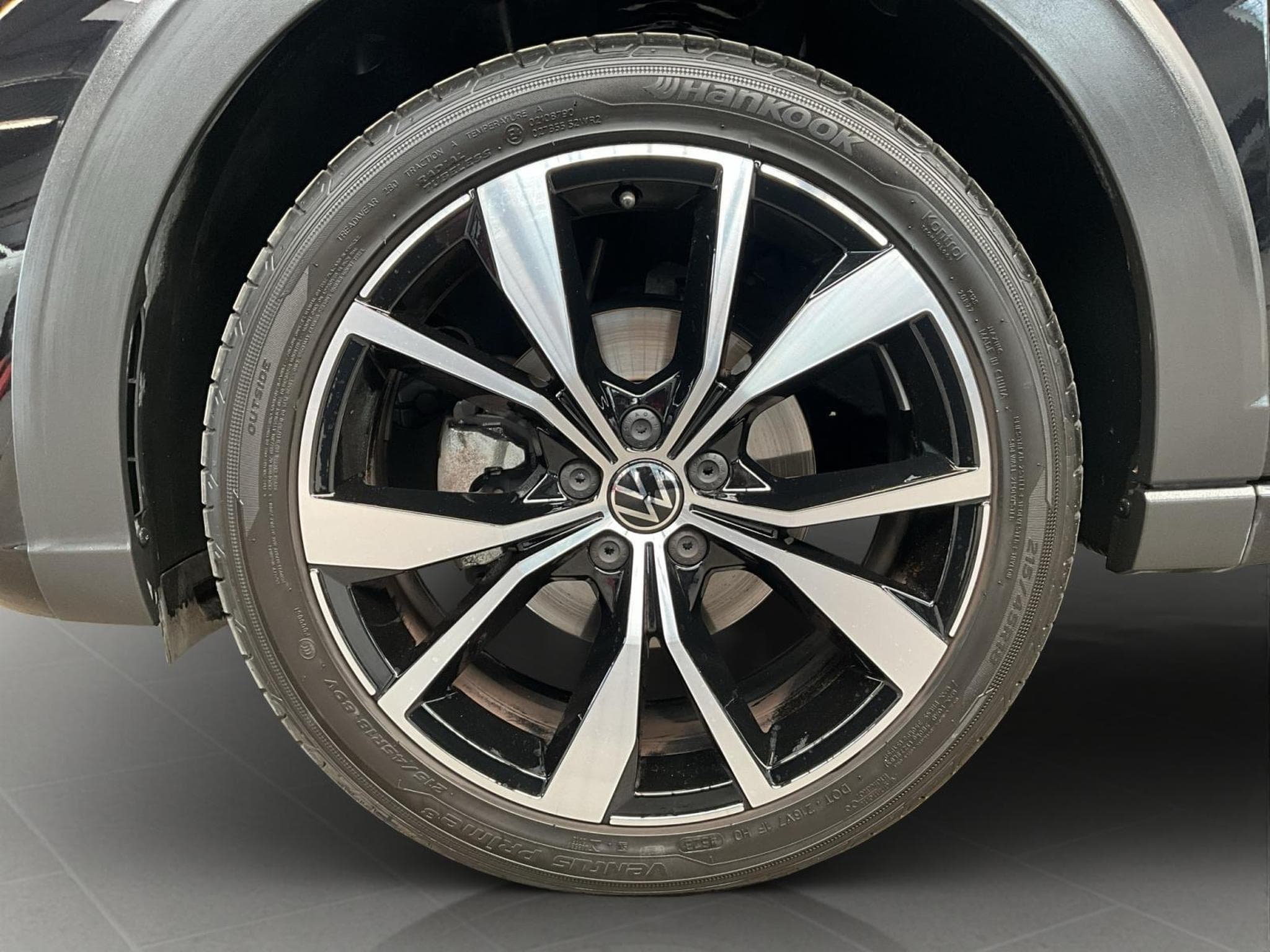 VW Taigo R-Line+DSG+P:Top+Keyless+IQ-Light (2024) - Photo 8
